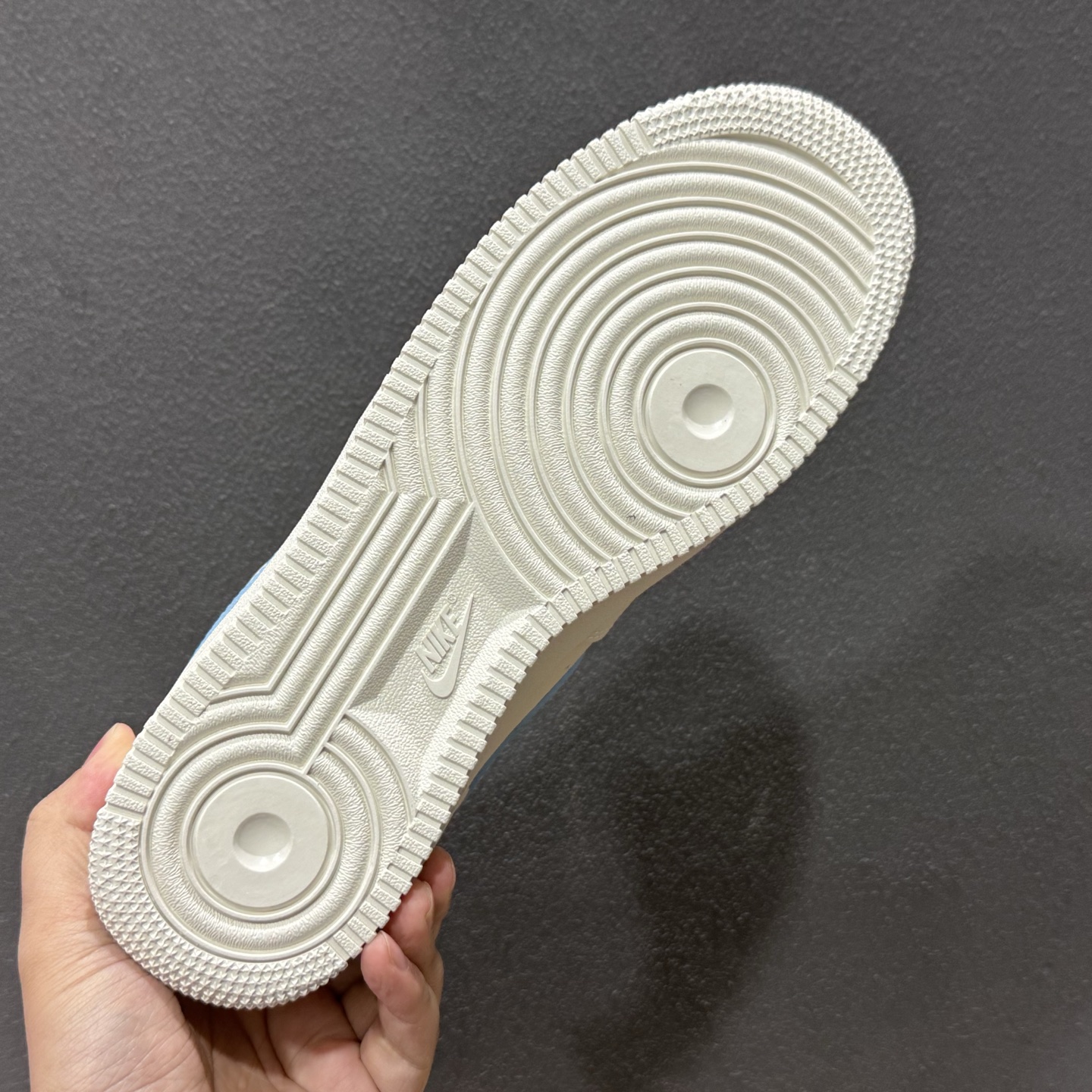 Nike Air Force 1'07 Low 联名马年限定 彩色拼接丝绸 空军一号低帮休闲板鞋 FV3694-100