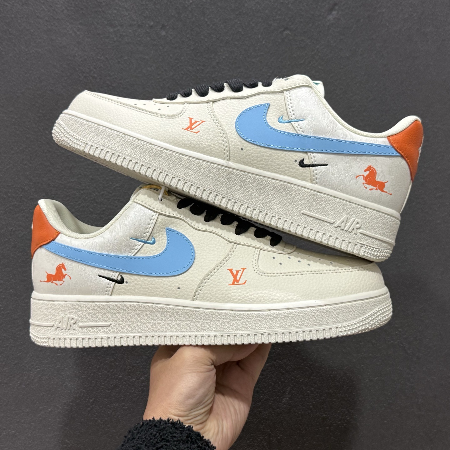 Nike Air Force 1'07 Low 联名马年限定 彩色拼接丝绸 空军一号低帮休闲板鞋 FV3694-100