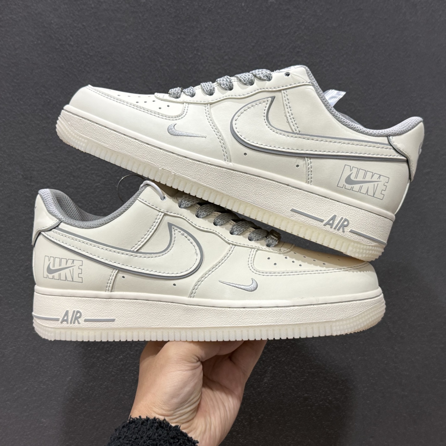 Nike Air Force 1'07 Low 联名 沙褐藏蓝 空军一号低帮休闲板鞋 SM6668-133 Nike Air Force 1'07 Low 联名 沙褐藏蓝 空军一号低帮休闲板鞋 SM6668-133