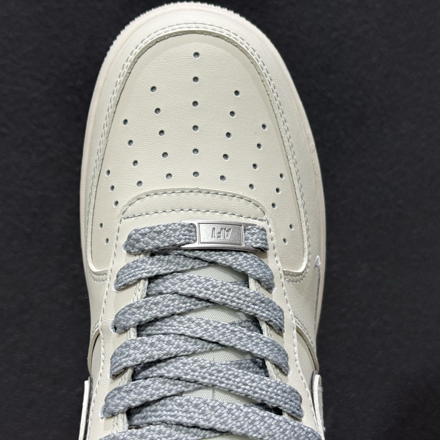 Nike Air Force 1'07 Low 联名 沙褐藏蓝 空军一号低帮休闲板鞋 SM6668-133 Nike Air Force 1'07 Low 联名 沙褐藏蓝 空军一号低帮休闲板鞋 SM6668-133