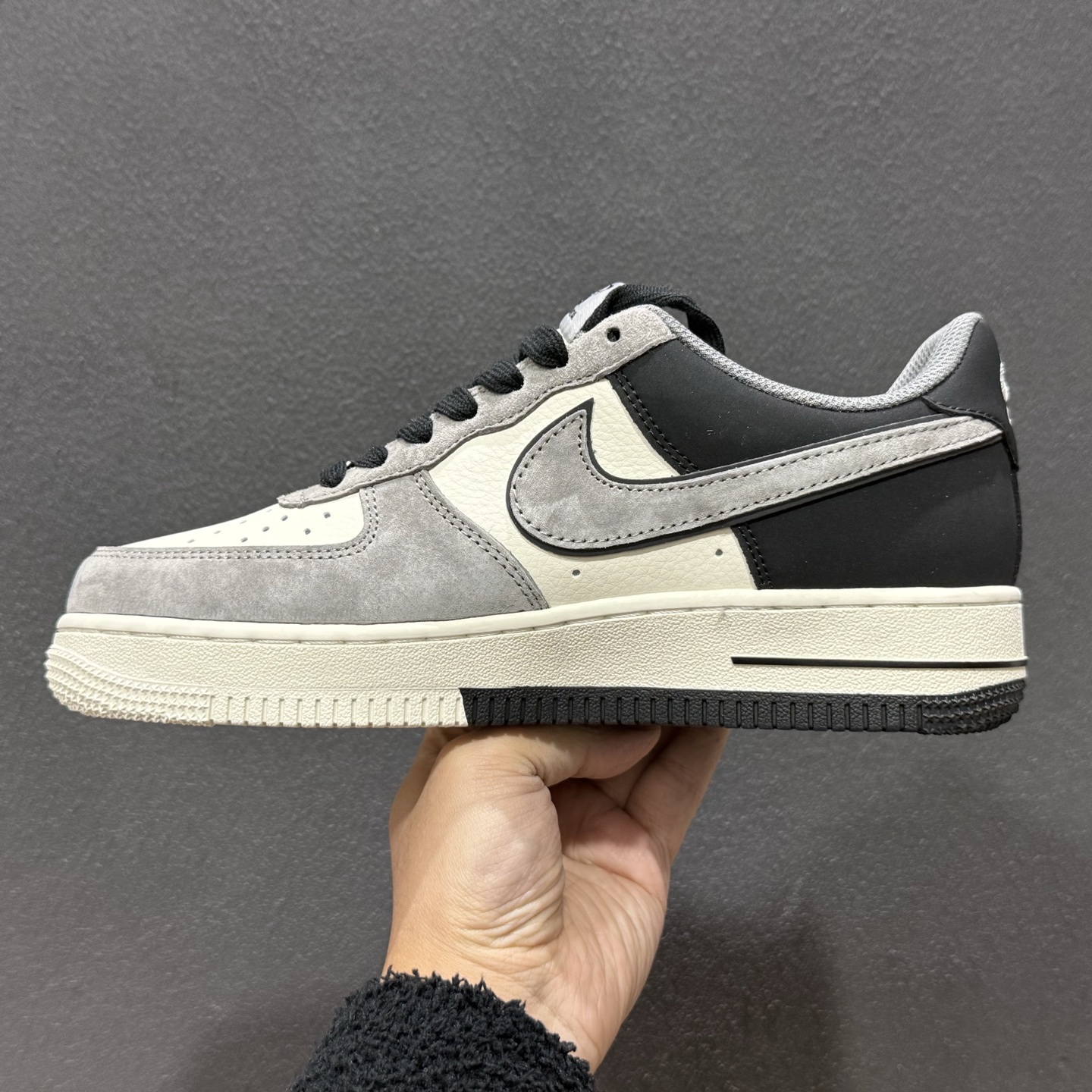 Nike Air Force 1 Low 米黑 XD9314-613