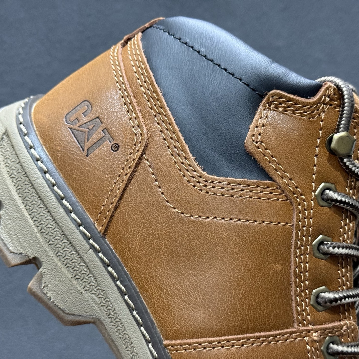 美国原装FOOTWEAR/CAT卡特#724390高邦保暖休闲复古潮鞋天猫同款军靴卡特工装鞋复古高帮马丁靴雪地靴工装靴 美国原装FOOTWEAR/CAT卡特#724390高邦保暖休闲复古潮鞋天猫同款军靴卡特工装鞋复古高帮马丁靴雪地靴工装靴