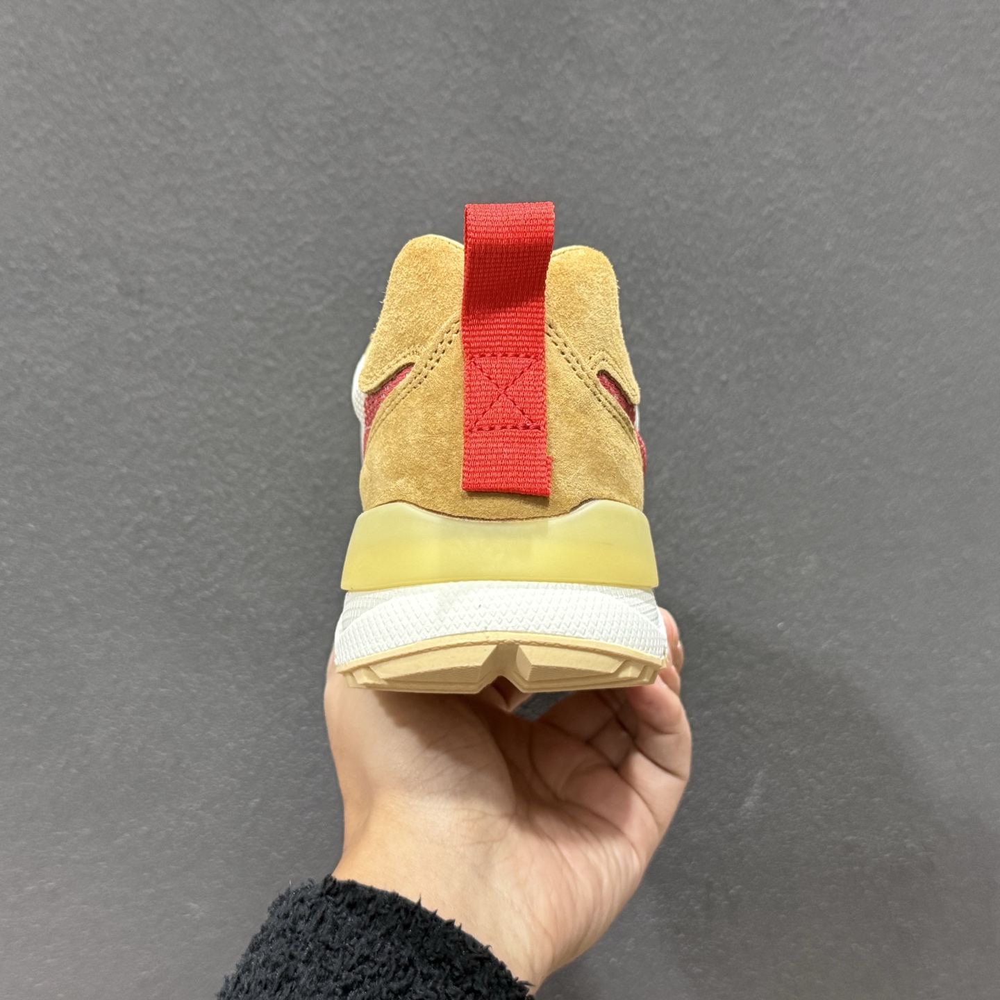 Tom Sachs x Nike Craft Mars Yard 2.0 联名宇航员 神游太空 百搭休闲运动透气慢跑鞋 IF2885-100 Tom Sachs x Nike Craft Mars Yard 2.0 联名宇航员 神游太空 百搭休闲运动透气慢跑鞋 IF2885-100