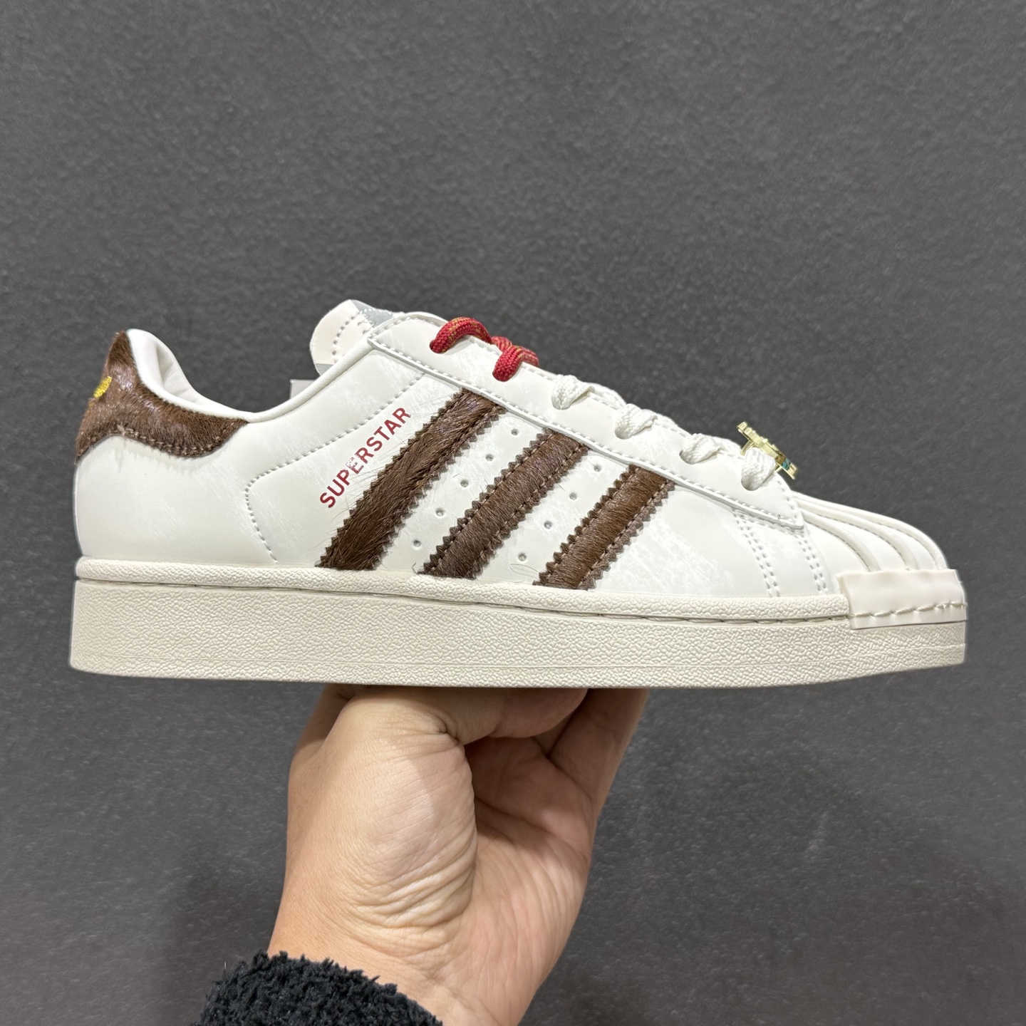 Adidas Originals Superstar 马年限定 2025全新版本 贝壳头 KJ6293-2191 Adidas Originals Superstar 马年限定 2025全新版本 贝壳头 KJ6293-2191