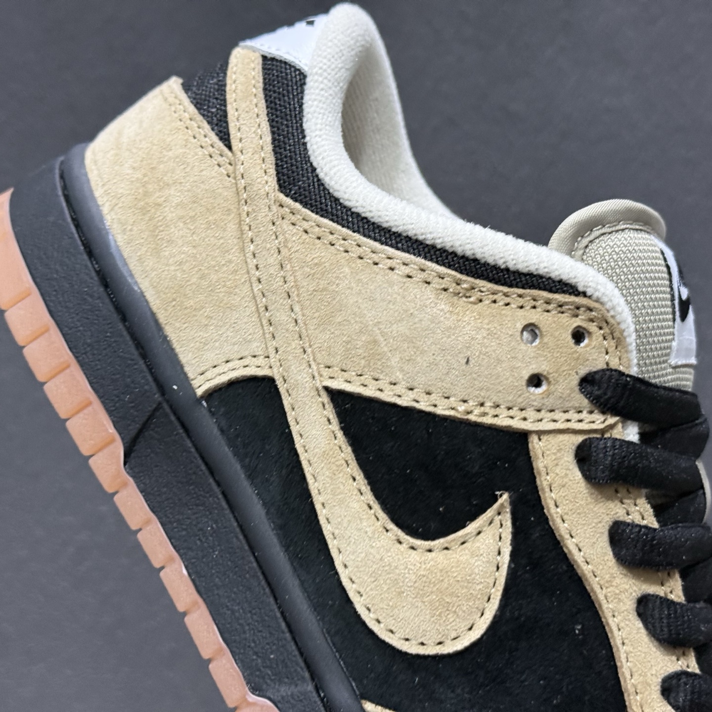 Nike SB Dunk Low 生胶棕 HJ0367-200 Nike SB Dunk Low 生胶棕 HJ0367-200