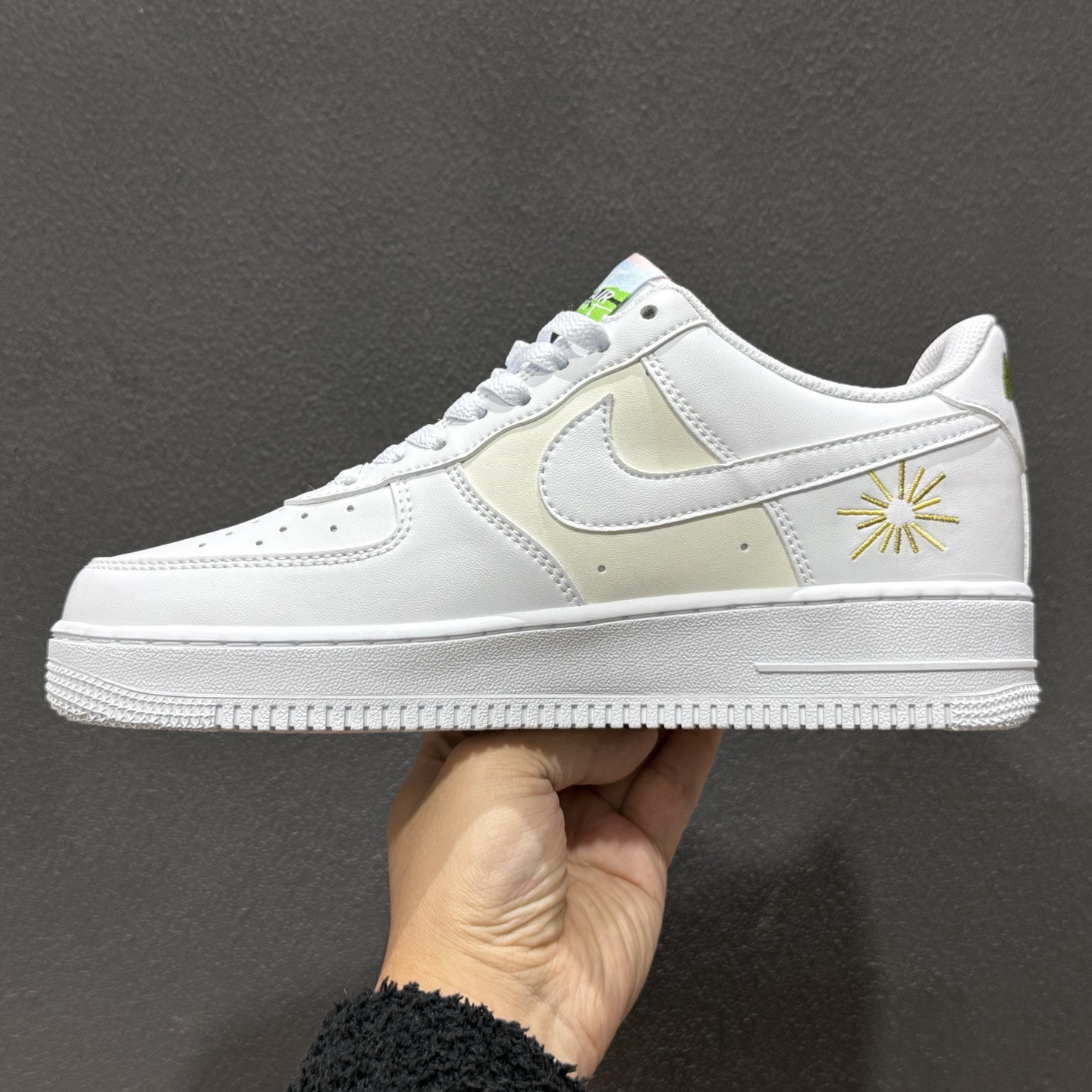 Nike Air Force 1'07 Low 马年限定 空军一号低帮休闲板鞋 IQ1133-111