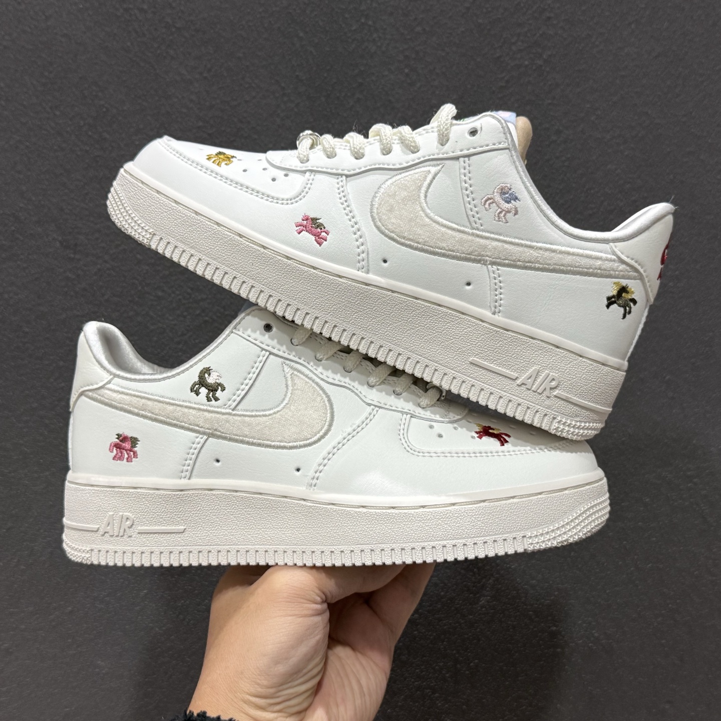 NK Air Force 1 空军一号 IQ1143-100-Top High Quatity Cheap Sneakers Fashion Clothing Clothes Bags handbags Shoes of all Brand wholesale With The best Quality And Beautiful Price from China Factory Chinese suppliers wholesaler seller NK Air Force 1 空军一号 IQ1143-100