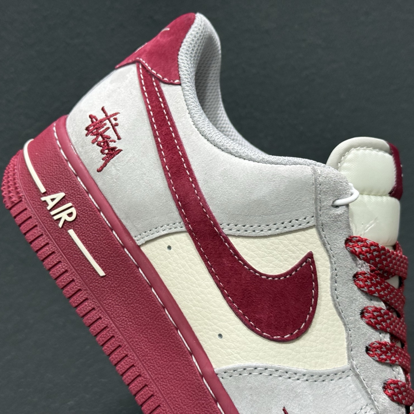 Nike Air Force 1 Low 斯图西联名 JP8028-076 Nike Air Force 1 Low 斯图西联名 JP8028-076