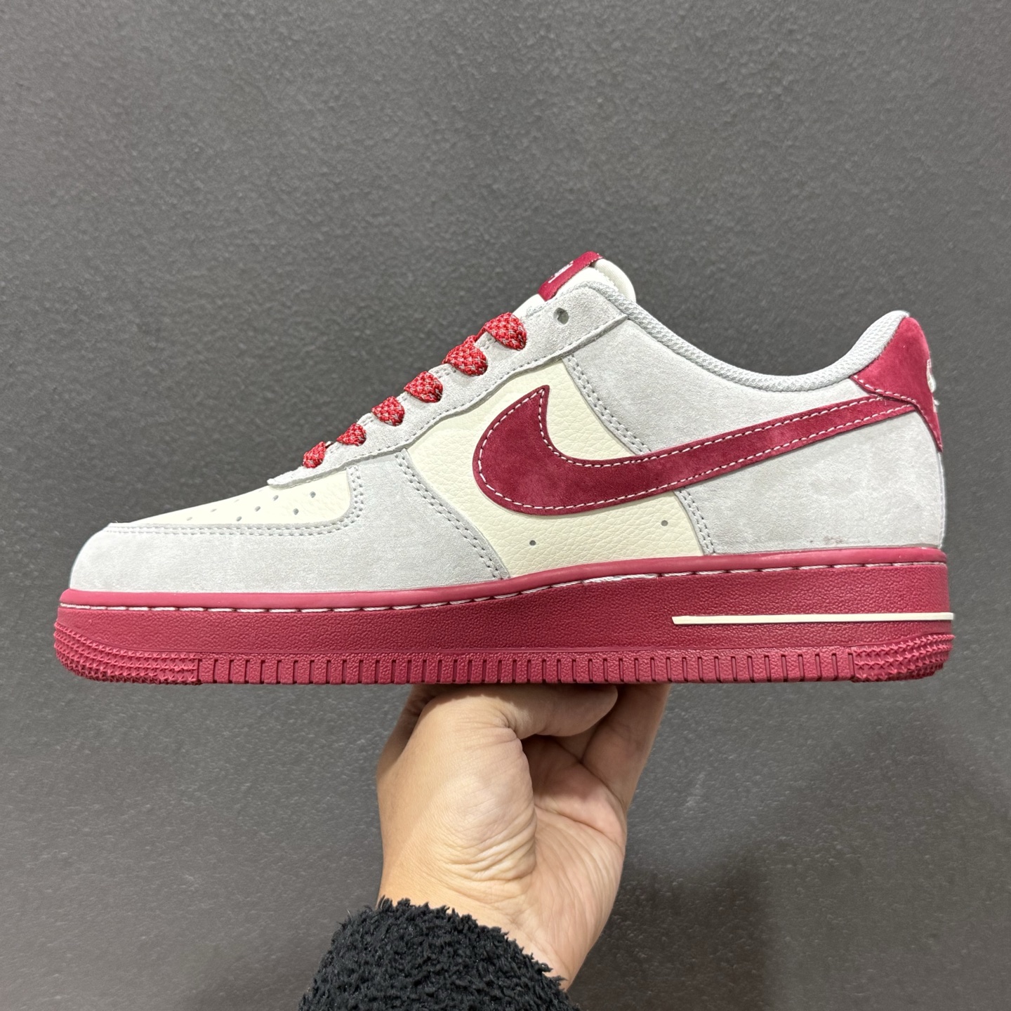 Nike Air Force 1 Low 斯图西联名 JP8028-076 Nike Air Force 1 Low 斯图西联名 JP8028-076