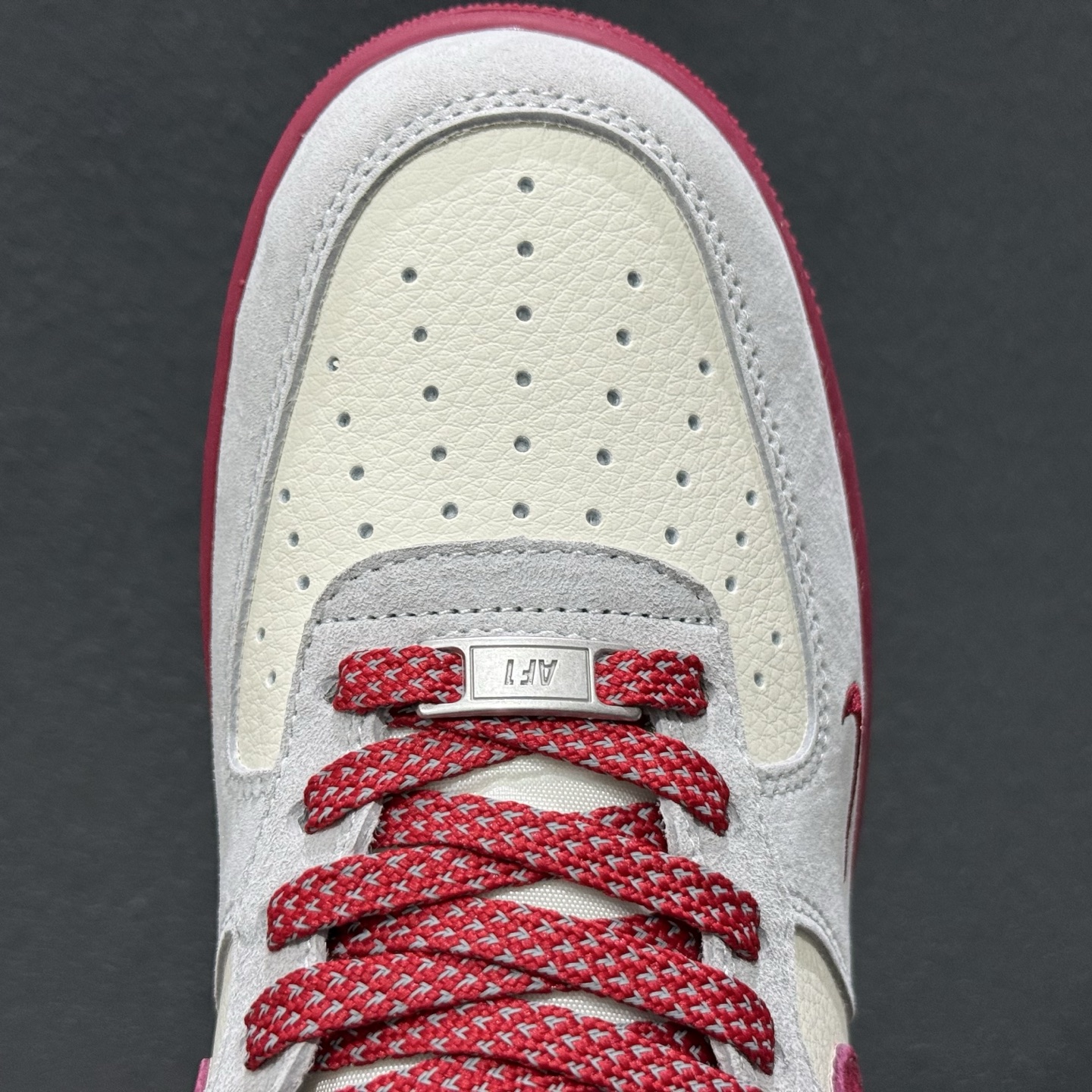 Nike Air Force 1 Low 斯图西联名 JP8028-076 Nike Air Force 1 Low 斯图西联名 JP8028-076