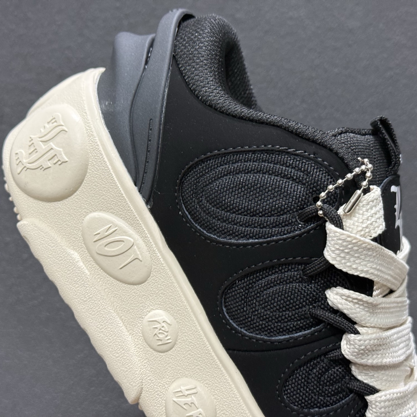 Puma Suede XL复古单品 彪马 防滑耐磨低帮德训板鞋 395205-22 Puma Suede XL复古单品 彪马 防滑耐磨低帮德训板鞋 395205-22