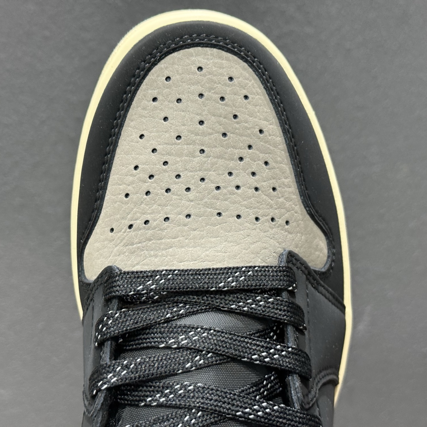Jordan Air Jordan 1 Mid SE 棕黑色 IB7110-002
