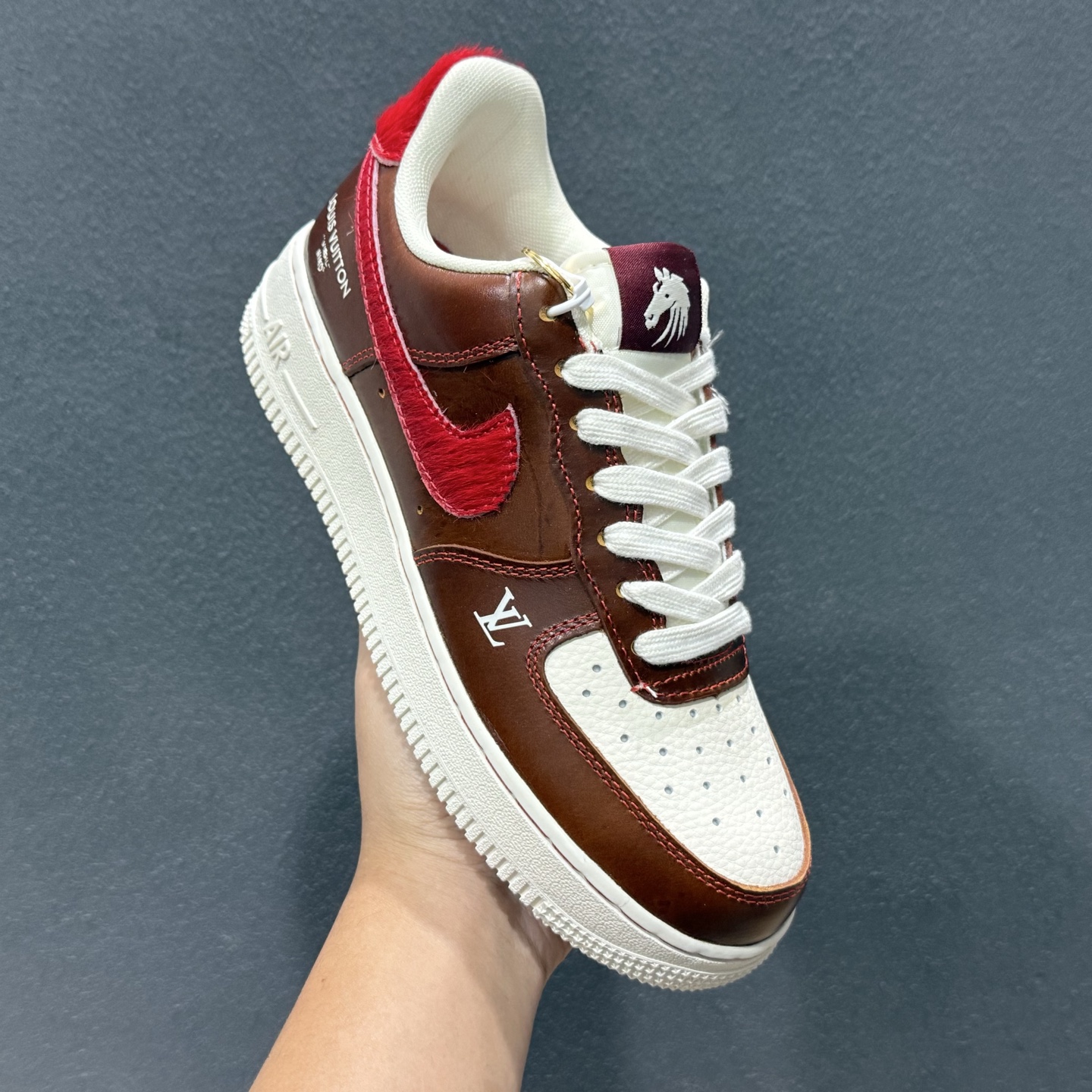 NIke Air Force 1 '07 Low 马年限定 复古棕咖赤红 FV3694-103 NIke Air Force 1 '07 Low 马年限定 复古棕咖赤红 FV3694-103