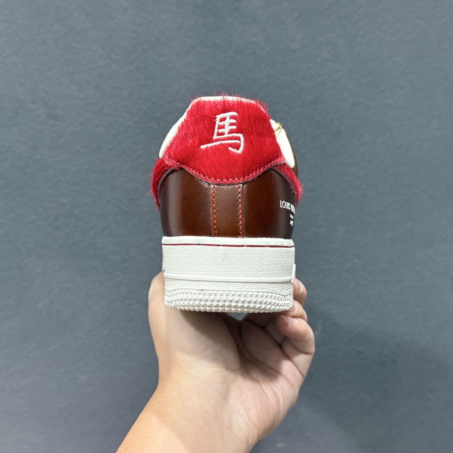 NIke Air Force 1 '07 Low 马年限定 复古棕咖赤红 FV3694-103 NIke Air Force 1 '07 Low 马年限定 复古棕咖赤红 FV3694-103