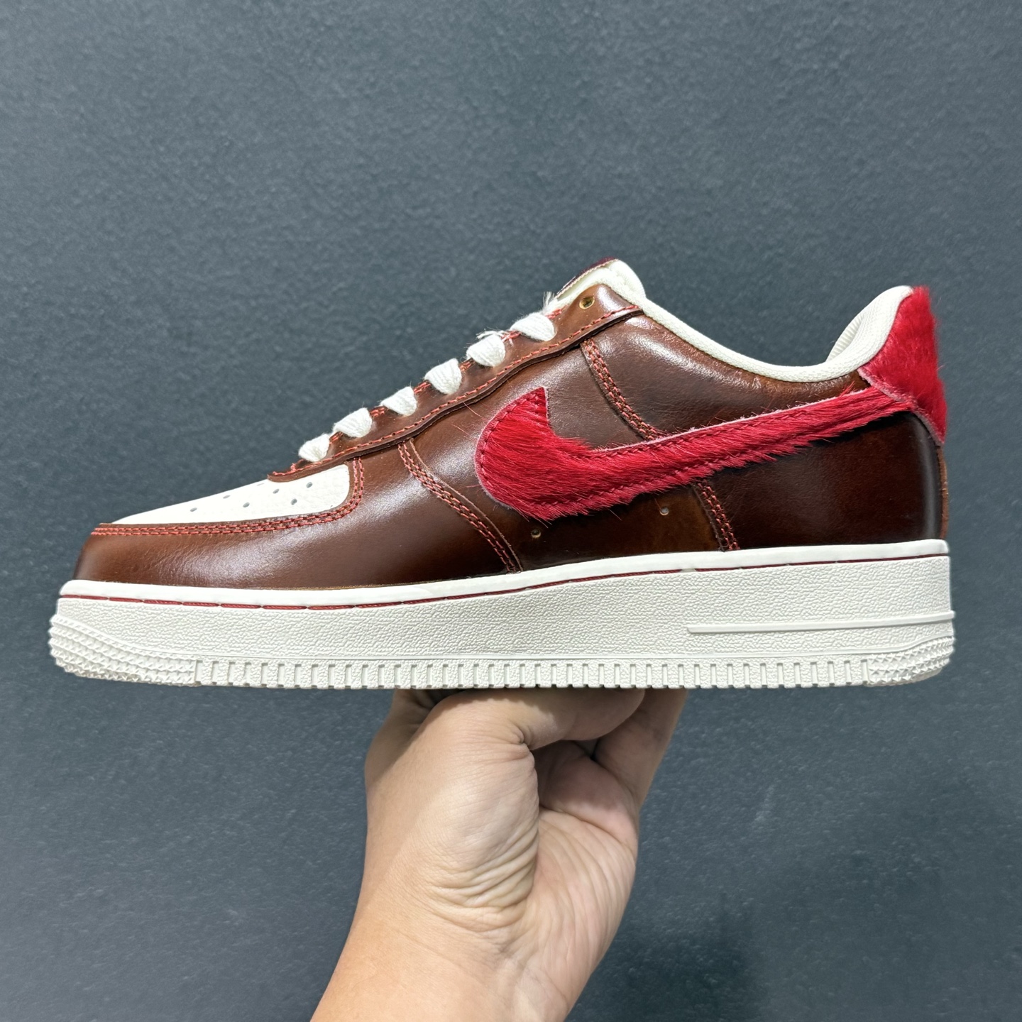 NIke Air Force 1 '07 Low 马年限定 复古棕咖赤红 FV3694-103 NIke Air Force 1 '07 Low 马年限定 复古棕咖赤红 FV3694-103