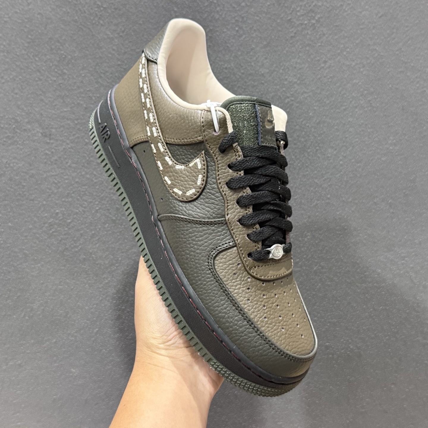 NK Air Force 1 Low 空军一号低帮休闲板鞋 IQ1122-320 NK Air Force 1 Low 空军一号低帮休闲板鞋 IQ1122-320