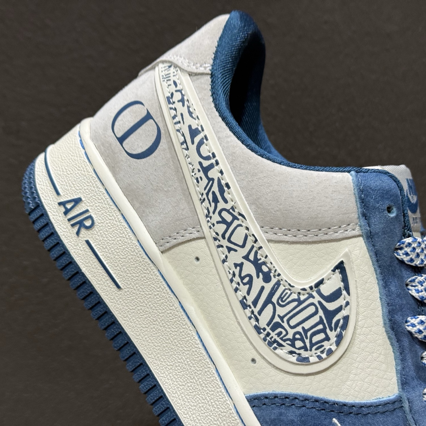 奢潮碰撞 经典重塑|Nike Air Force 1 Low x Dior联名定制款 当高奢顶流Dior遇上街头经典Nike Air Force 1 Low SS1979-010-Top High Quatity Cheap Sneakers Fashion Clothing Clothes Bags handbags Shoes of all Brand wholesale With The best Quality And Beautiful Price from China Factory Chinese suppliers wholesaler seller 奢潮碰撞 经典重塑|Nike Air Force 1 Low x Dior联名定制款 当高奢顶流Dior遇上街头经典Nike Air Force 1 Low SS1979-010