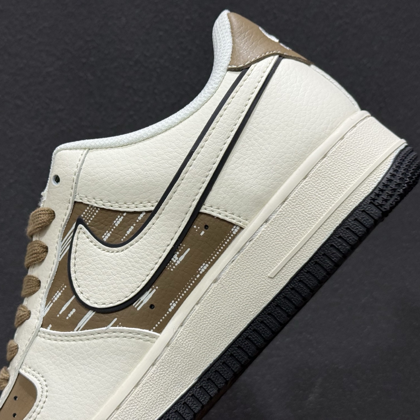 高端定制Nike Air Force 1 '07 Low “NIKE联名------米白棕” 高端定制 低帮休闲板鞋 XD9314-618-High Quatity Cheap Brand wholesale wholesaler seller Clothes Bags handbags Sneakers Top Fashion Clothing Shoes from China Factory Chinese suppliers best Quality Beautiful Price 高端定制Nike Air Force 1 '07 Low “NIKE联名------米白棕” 高端定制 低帮休闲板鞋 XD9314-618