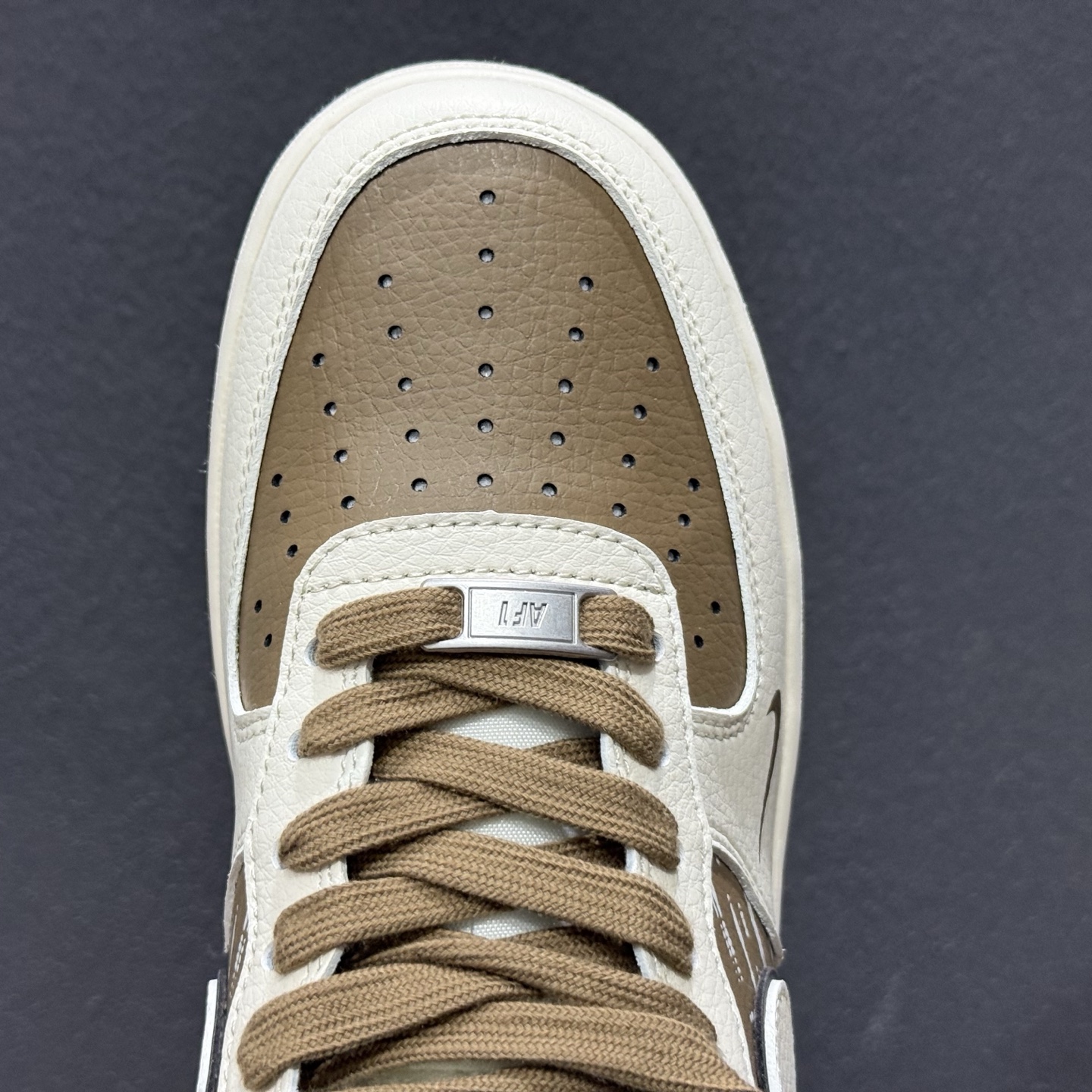 高端定制Nike Air Force 1 '07 Low “NIKE联名------米白棕” 高端定制 低帮休闲板鞋 XD9314-618-High Quatity Cheap Brand wholesale wholesaler seller Clothes Bags handbags Sneakers Top Fashion Clothing Shoes from China Factory Chinese suppliers best Quality Beautiful Price 高端定制Nike Air Force 1 '07 Low “NIKE联名------米白棕” 高端定制 低帮休闲板鞋 XD9314-618