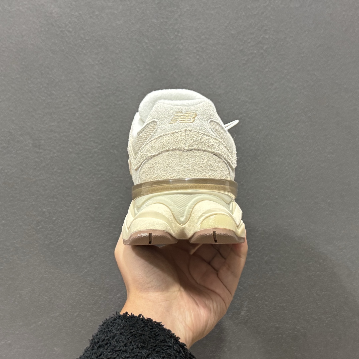 240 New Balance NB9060 联名款 复古休闲运动慢跑鞋 U9060CCB-Chinese UA Cheap High Quatity Brand Clothes Bags handbags Sneakers wholesale wholesaler seller from China Factory suppliers Fashion Clothing Shoes best Quality Beautiful Price 240 New Balance NB9060 联名款 复古休闲运动慢跑鞋 U9060CCB