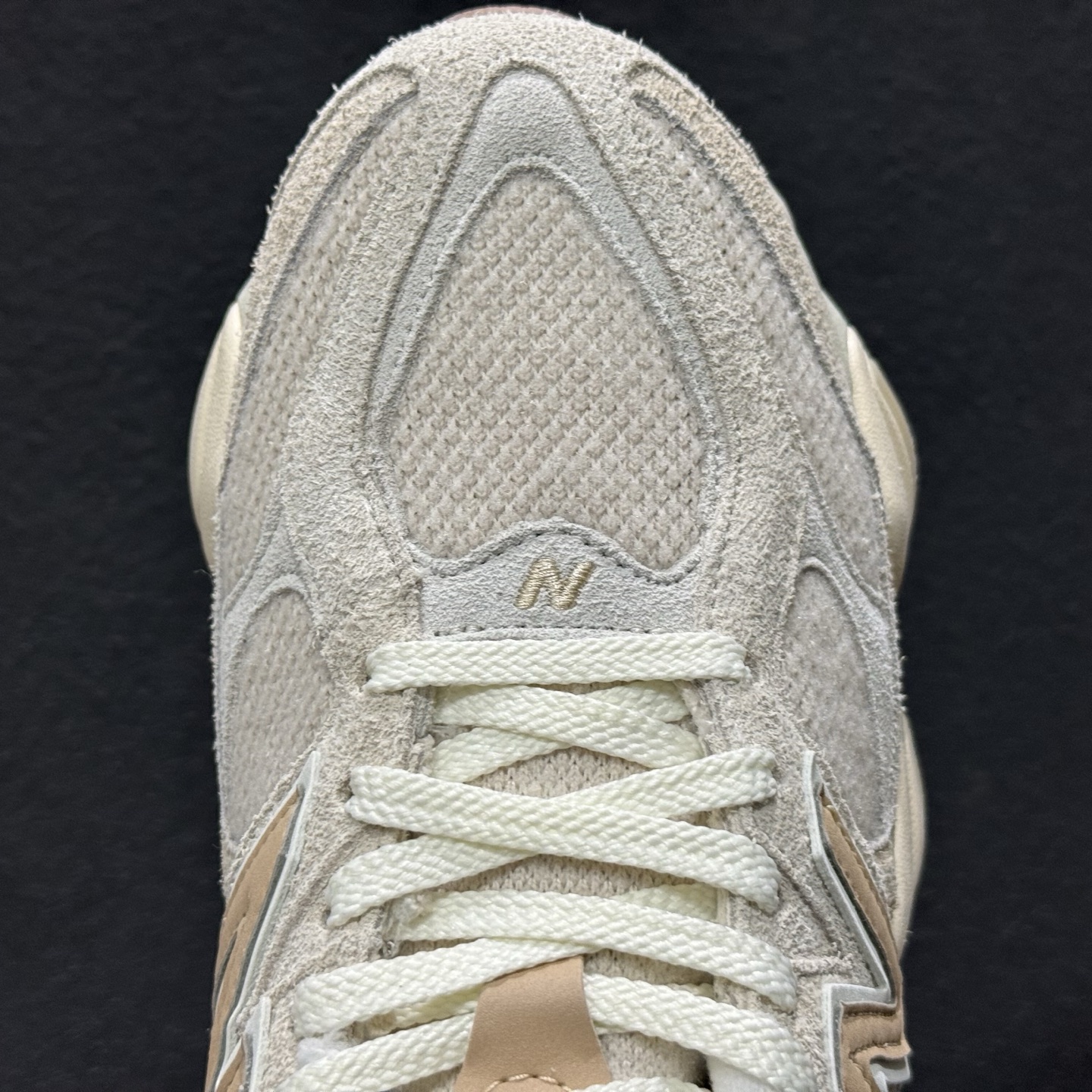 240 New Balance NB9060 联名款 复古休闲运动慢跑鞋 U9060CCB-Chinese UA Cheap High Quatity Brand Clothes Bags handbags Sneakers wholesale wholesaler seller from China Factory suppliers Fashion Clothing Shoes best Quality Beautiful Price 240 New Balance NB9060 联名款 复古休闲运动慢跑鞋 U9060CCB