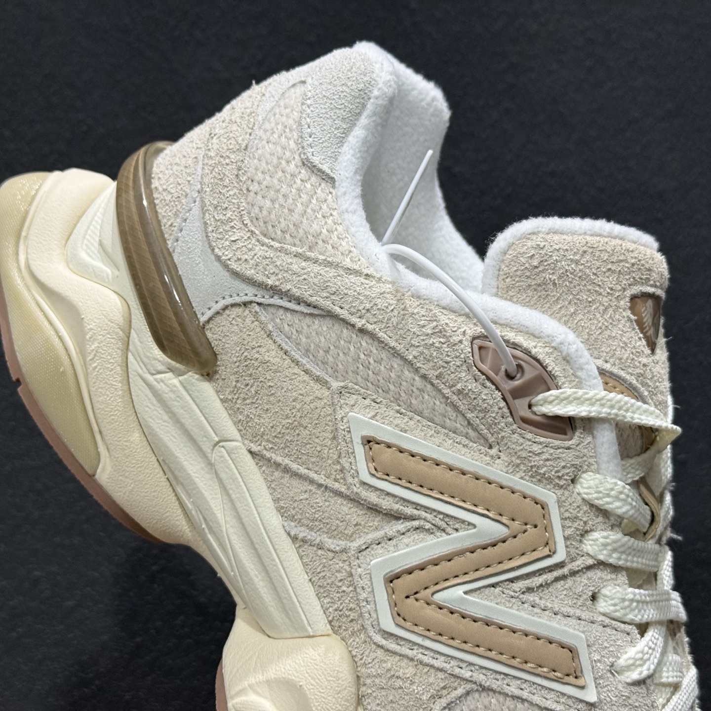 240 New Balance NB9060 联名款 复古休闲运动慢跑鞋 U9060CCB-Chinese UA Cheap High Quatity Brand Clothes Bags handbags Sneakers wholesale wholesaler seller from China Factory suppliers Fashion Clothing Shoes best Quality Beautiful Price 240 New Balance NB9060 联名款 复古休闲运动慢跑鞋 U9060CCB