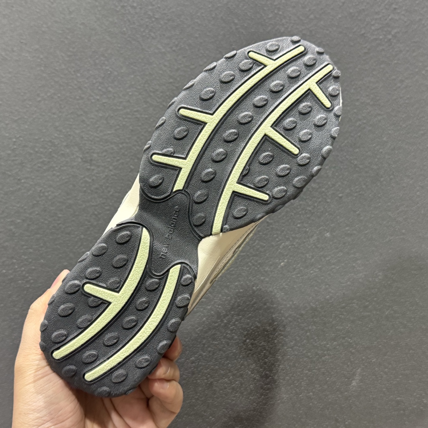 180 :New Balance 204L系列 新百伦 薄底鞋 薄底皮质鞋带德训系 减震耐磨包裹性支撑轻便 低帮 生活休闲鞋 U204LSWB-132-Chinese UA Cheap High Quatity Brand Clothes Bags handbags Sneakers wholesale wholesaler seller from China Factory suppliers Fashion Clothing Shoes best Quality Beautiful Price 180 :New Balance 204L系列 新百伦 薄底鞋 薄底皮质鞋带德训系 减震耐磨包裹性支撑轻便 低帮 生活休闲鞋 U204LSWB-132