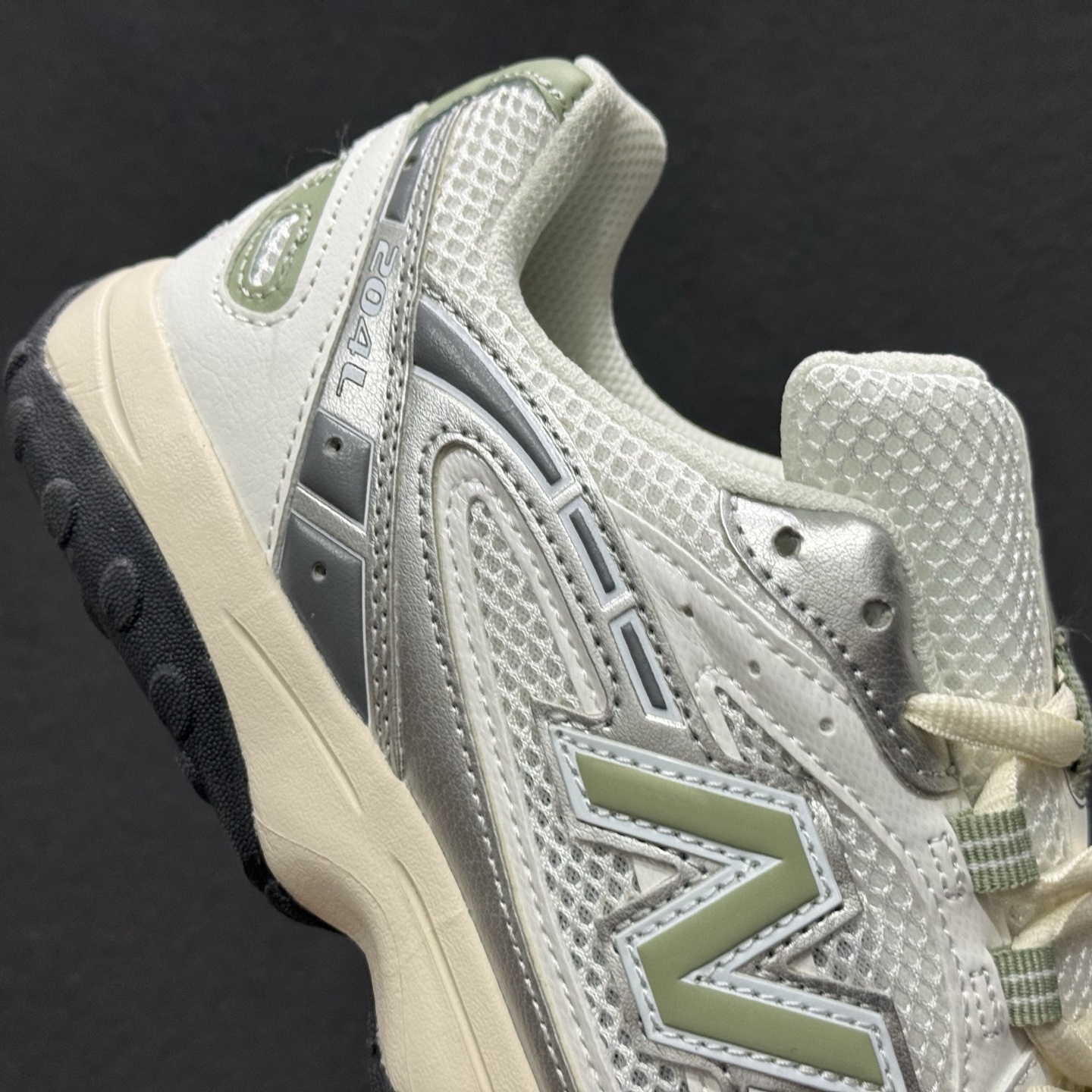 180 :New Balance 204L系列 新百伦 薄底鞋 薄底皮质鞋带德训系 减震耐磨包裹性支撑轻便 低帮 生活休闲鞋 U204LSWB-132-Chinese UA Cheap High Quatity Brand Clothes Bags handbags Sneakers wholesale wholesaler seller from China Factory suppliers Fashion Clothing Shoes best Quality Beautiful Price 180 :New Balance 204L系列 新百伦 薄底鞋 薄底皮质鞋带德训系 减震耐磨包裹性支撑轻便 低帮 生活休闲鞋 U204LSWB-132