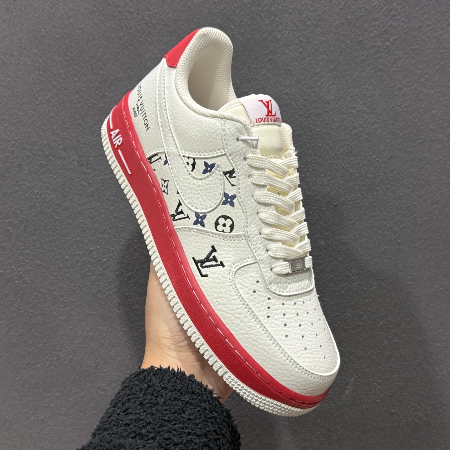 260 Nike Air Force 1'07 Low LV联名 白嫣红 空军一号低帮休闲板鞋 BQ4212-100-Chinese UA Cheap High Quatity Brand Clothes Bags handbags Sneakers wholesale wholesaler seller from China Factory suppliers Fashion Clothing Shoes best Quality Beautiful Price 260 Nike Air Force 1'07 Low LV联名 白嫣红 空军一号低帮休闲板鞋 BQ4212-100