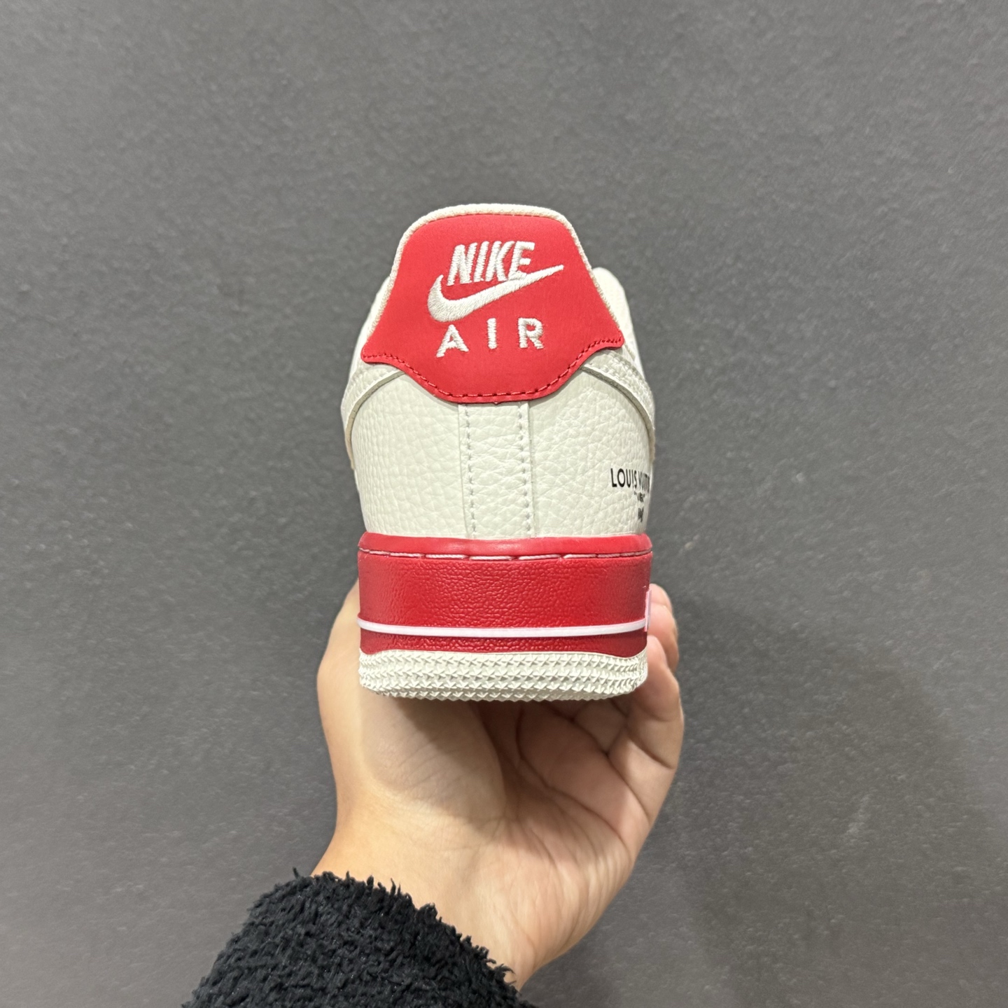 260 Nike Air Force 1'07 Low LV联名 白嫣红 空军一号低帮休闲板鞋 BQ4212-100-Chinese UA Cheap High Quatity Brand Clothes Bags handbags Sneakers wholesale wholesaler seller from China Factory suppliers Fashion Clothing Shoes best Quality Beautiful Price 260 Nike Air Force 1'07 Low LV联名 白嫣红 空军一号低帮休闲板鞋 BQ4212-100
