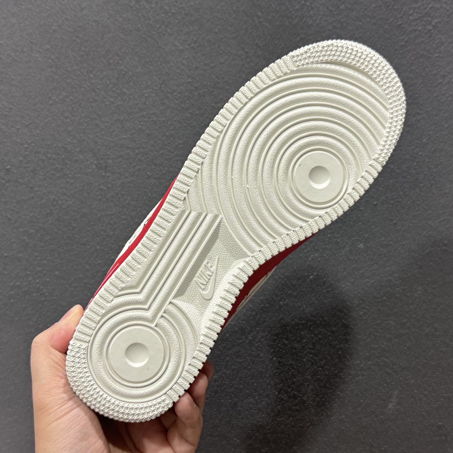 260 Nike Air Force 1'07 Low LV联名 白嫣红 空军一号低帮休闲板鞋 BQ4212-100-Chinese UA Cheap High Quatity Brand Clothes Bags handbags Sneakers wholesale wholesaler seller from China Factory suppliers Fashion Clothing Shoes best Quality Beautiful Price 260 Nike Air Force 1'07 Low LV联名 白嫣红 空军一号低帮休闲板鞋 BQ4212-100