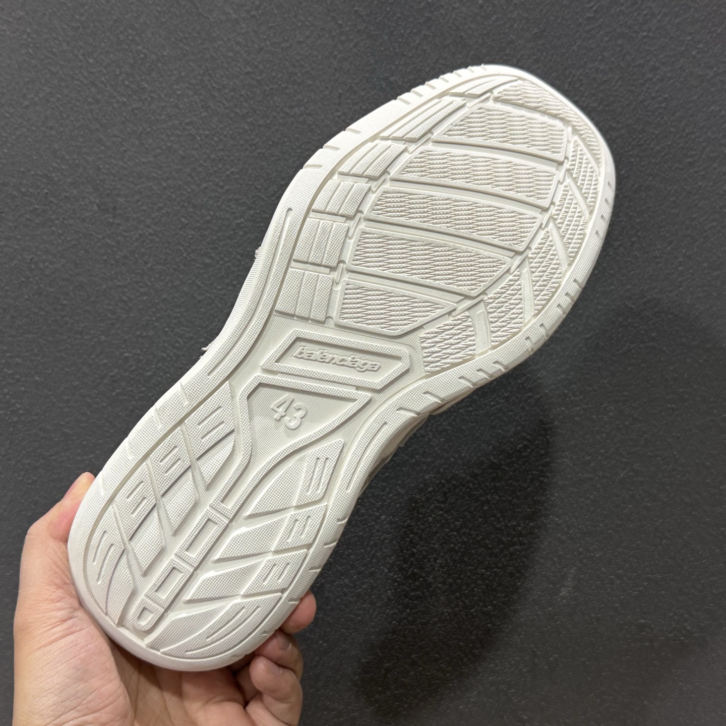 420 XA版 Balenciaga Hamptons Worn Out米色 巴黎世家十八代潮流复古休闲鞋 841765WCURS-Chinese UA Cheap High Quatity Brand Clothes Bags handbags Sneakers wholesale wholesaler seller from China Factory suppliers Fashion Clothing Shoes best Quality Beautiful Price 420 XA版 Balenciaga Hamptons Worn Out米色 巴黎世家十八代潮流复古休闲鞋 841765WCURS