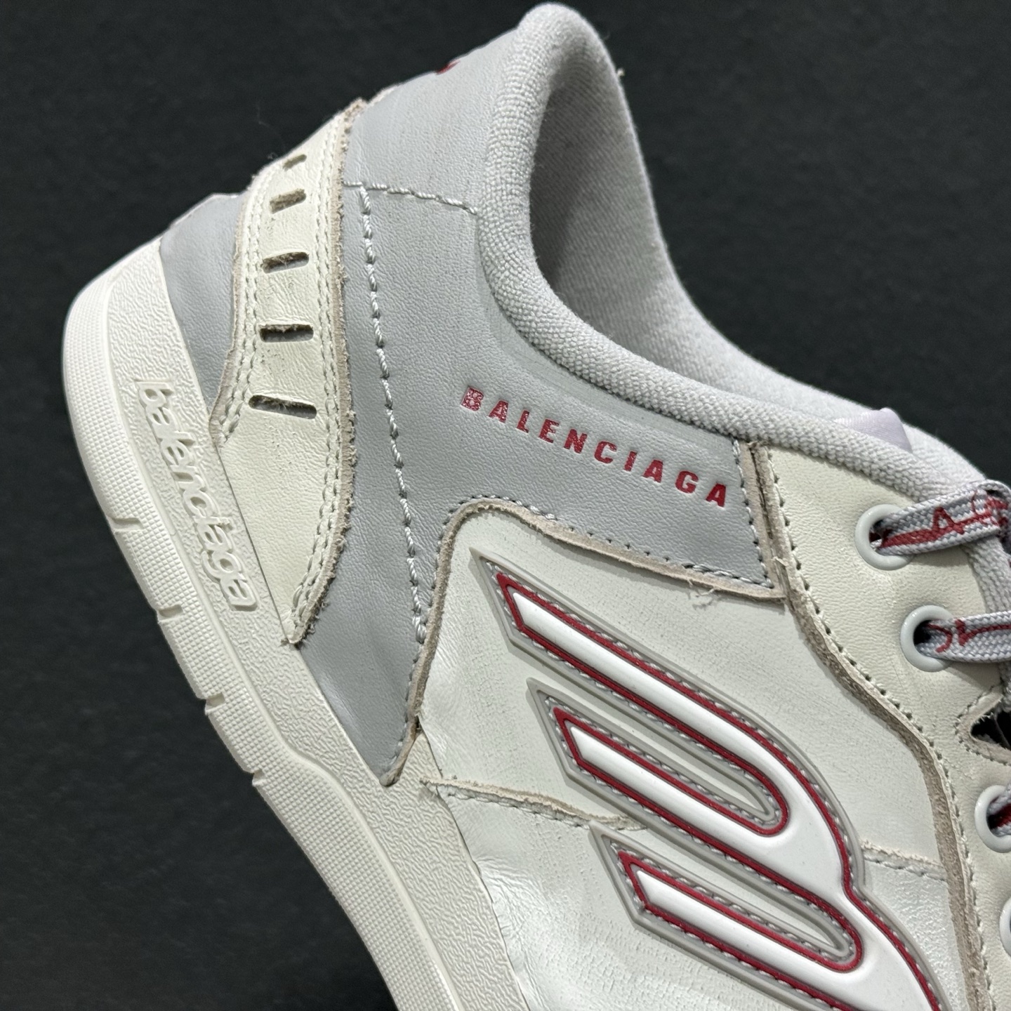 420 XA版 Balenciaga Hamptons Worn Out米色 巴黎世家十八代潮流复古休闲鞋 841765WCURS-Chinese UA Cheap High Quatity Brand Clothes Bags handbags Sneakers wholesale wholesaler seller from China Factory suppliers Fashion Clothing Shoes best Quality Beautiful Price 420 XA版 Balenciaga Hamptons Worn Out米色 巴黎世家十八代潮流复古休闲鞋 841765WCURS