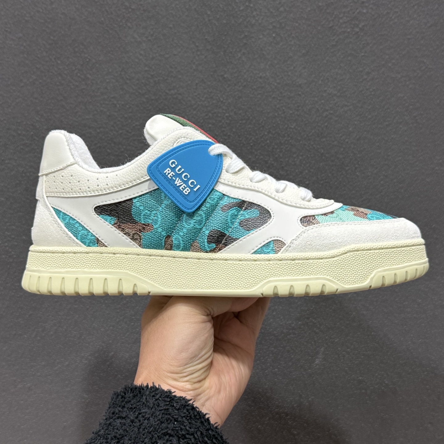 420 古驰Gucci Re-Web Leather Sneakers 系列低帮复古百搭训练休闲运动小白板鞋“皮革米白乌木色GG红绿标牌-Chinese UA Cheap High Quatity Brand Clothes Bags handbags Sneakers wholesale wholesaler seller from China Factory suppliers Fashion Clothing Shoes best Quality Beautiful Price 420 古驰Gucci Re-Web Leather Sneakers 系列低帮复古百搭训练休闲运动小白板鞋“皮革米白乌木色GG红绿标牌