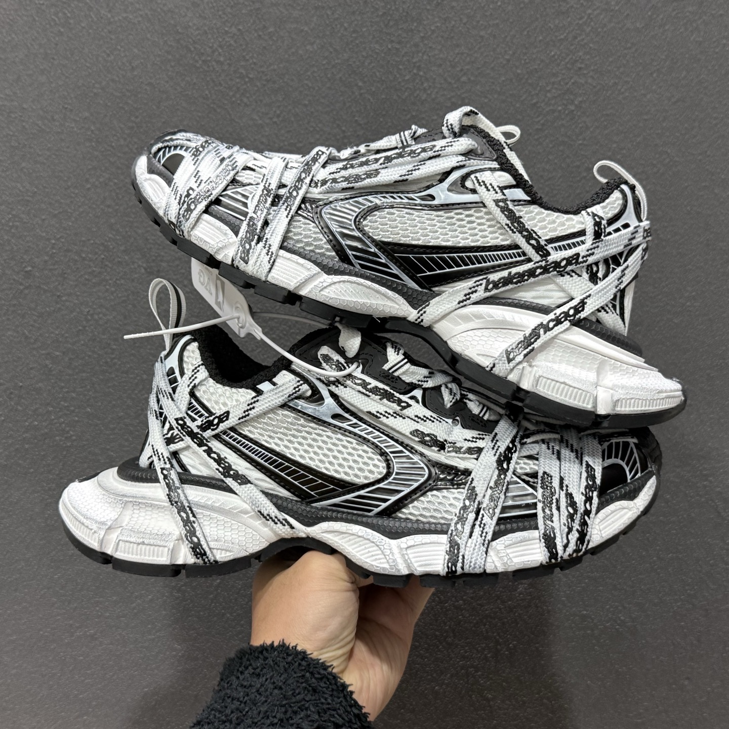 480 巴黎世家 工厂优势放货，欢迎合作 巴黎10代3XL 蕾丝边蝴蝶结米白色