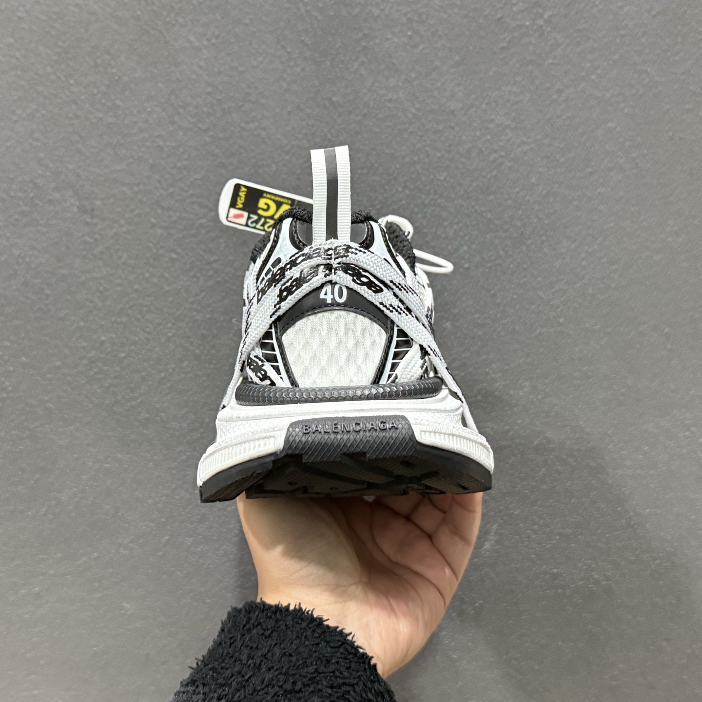 480 巴黎世家 工厂优势放货，欢迎合作 巴黎10代3XL 蕾丝边蝴蝶结米白色