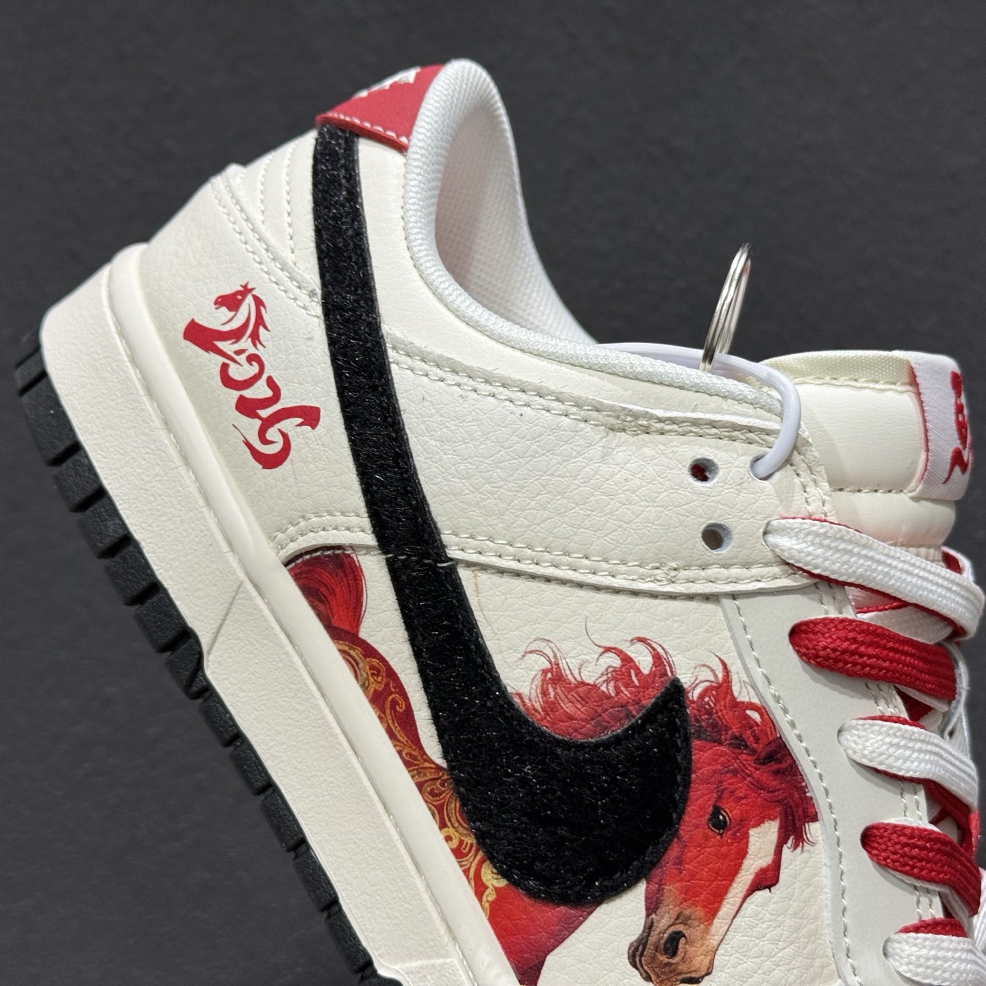 280 Nike SB Dunk Low“ 马年限定—汗血宝马” 周年高端定制 低帮休闲板鞋 FC1688-257-Chinese UA Cheap High Quatity Brand Clothes Bags handbags Sneakers wholesale wholesaler seller from China Factory suppliers Fashion Clothing Shoes best Quality Beautiful Price 280 Nike SB Dunk Low“ 马年限定—汗血宝马” 周年高端定制 低帮休闲板鞋 FC1688-257