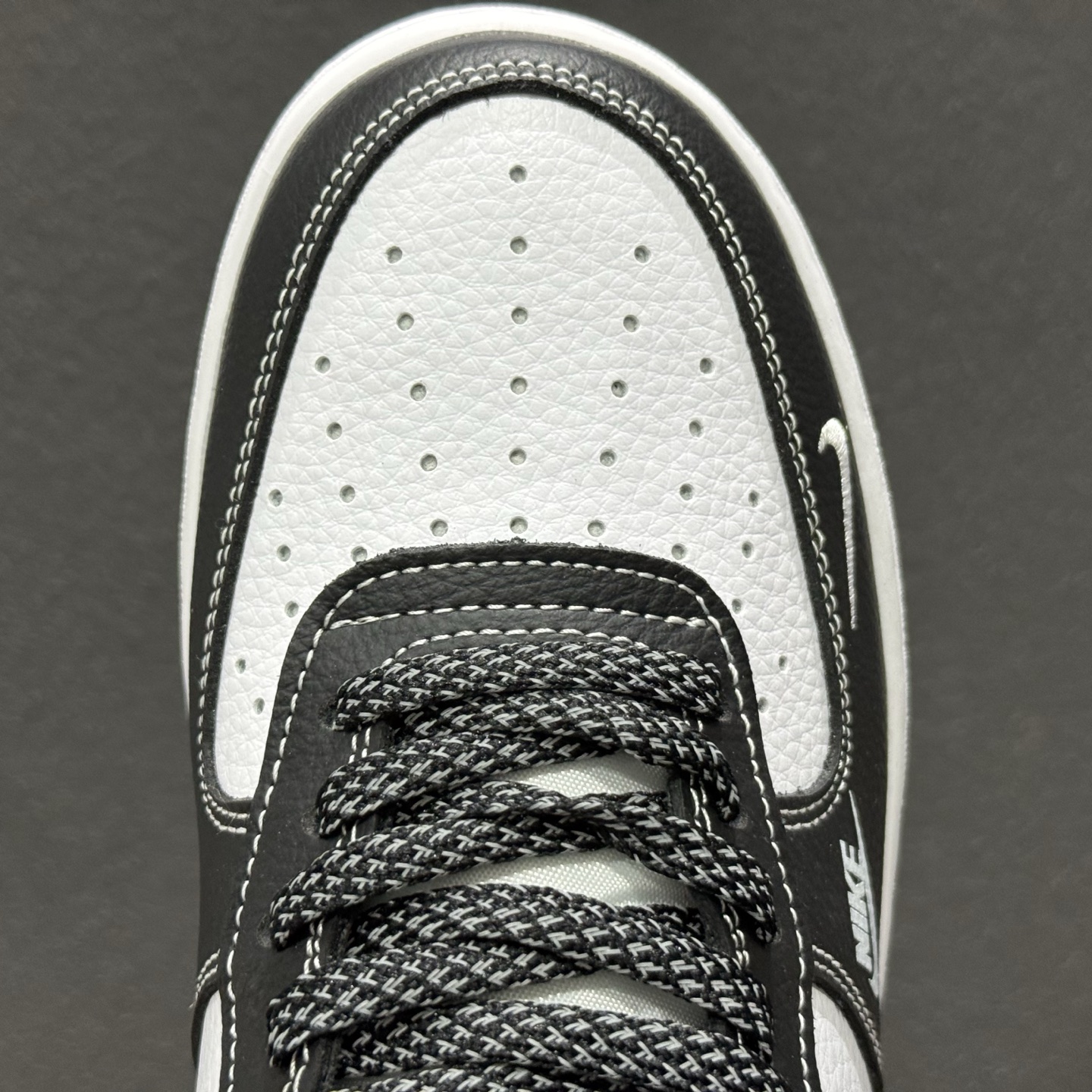 260 黑白格调,经典焕新|Nike Air Force 1 Low当经典的空军一号遇上黑白熊猫配色 DD1982-340-Chinese UA Cheap High Quatity Brand Clothes Bags handbags Sneakers wholesale wholesaler seller from China Factory suppliers Fashion Clothing Shoes best Quality Beautiful Price 260 黑白格调,经典焕新|Nike Air Force 1 Low当经典的空军一号遇上黑白熊猫配色 DD1982-340