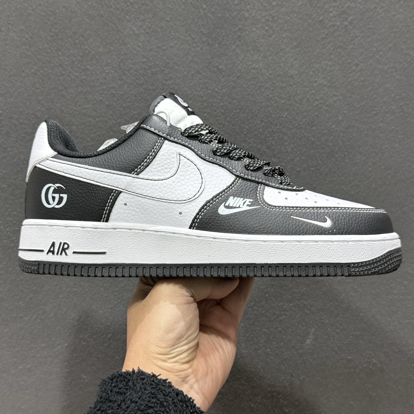 260 黑白格调,经典焕新|Nike Air Force 1 Low当经典的空军一号遇上黑白熊猫配色 DD1982-340-Chinese UA Cheap High Quatity Brand Clothes Bags handbags Sneakers wholesale wholesaler seller from China Factory suppliers Fashion Clothing Shoes best Quality Beautiful Price 260 黑白格调,经典焕新|Nike Air Force 1 Low当经典的空军一号遇上黑白熊猫配色 DD1982-340