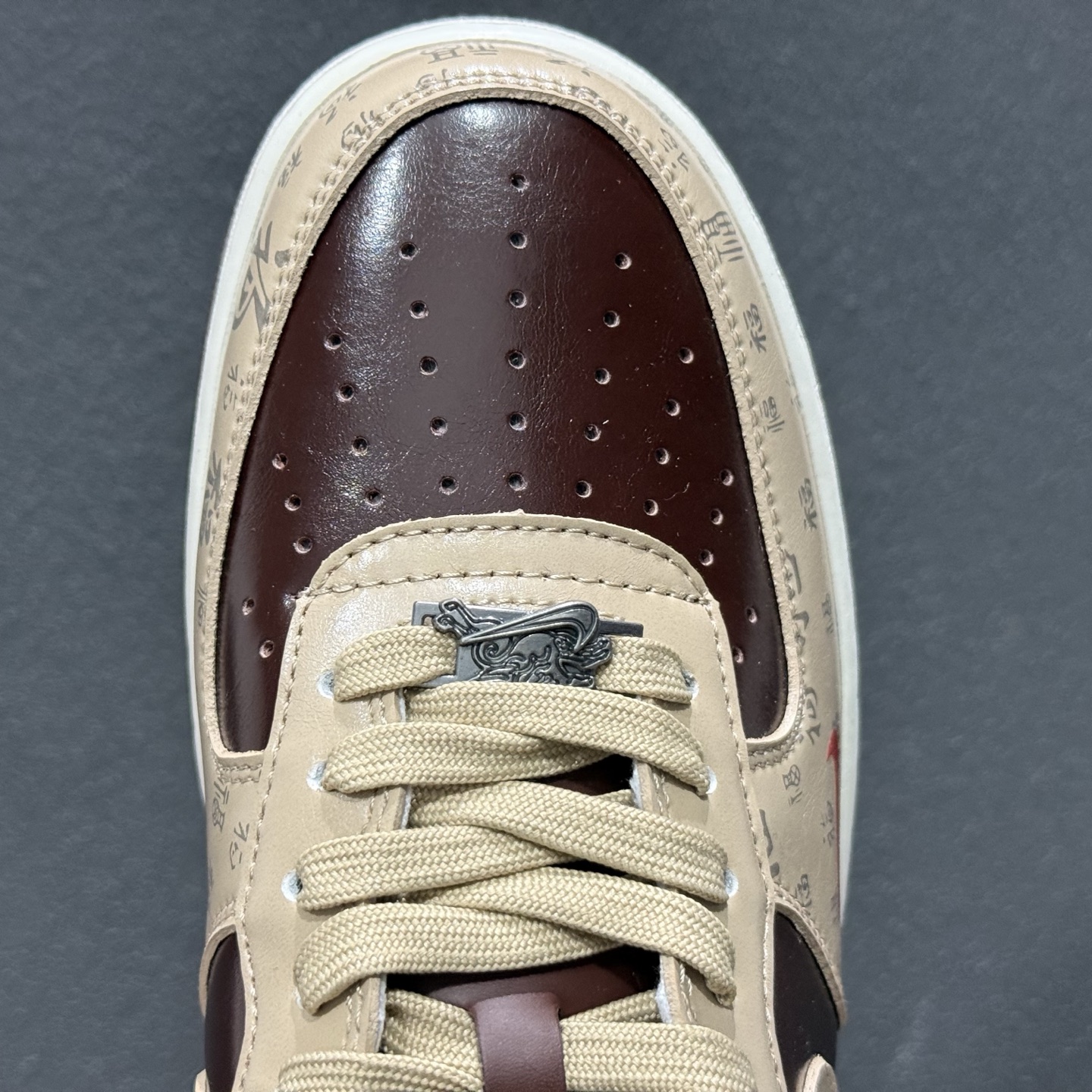 260 NIke Air Force 1 '07 Low “马年限定--福韵杏棕” 空军一号低帮 运动鞋 NH0601-501-Chinese UA Cheap High Quatity Brand Clothes Bags handbags Sneakers wholesale wholesaler seller from China Factory suppliers Fashion Clothing Shoes best Quality Beautiful Price 260 NIke Air Force 1 '07 Low “马年限定--福韵杏棕” 空军一号低帮 运动鞋 NH0601-501