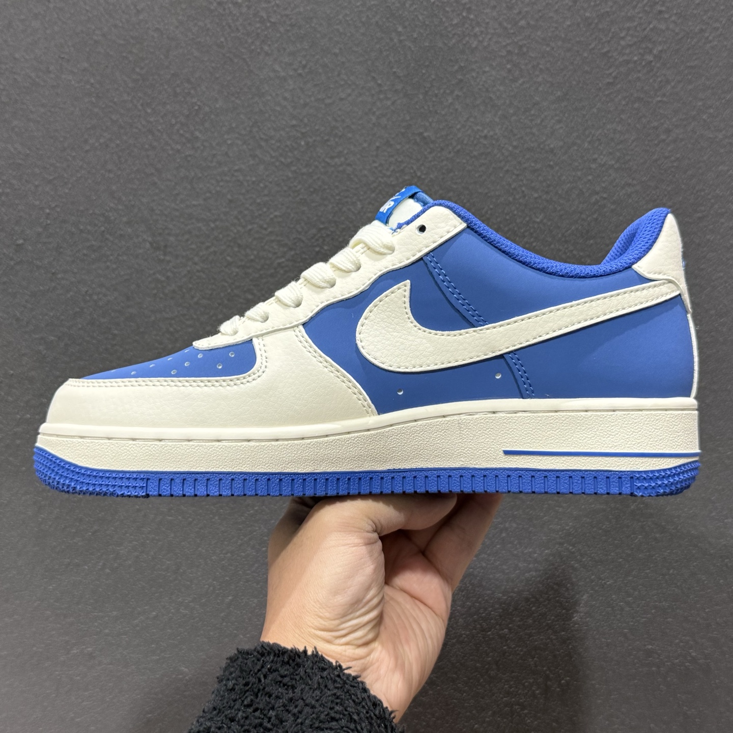 260 高端定制Nike Air Force 1 '07 Low “NIKE联名------白蓝” 高端定制 低帮休闲板鞋 XD9314-612