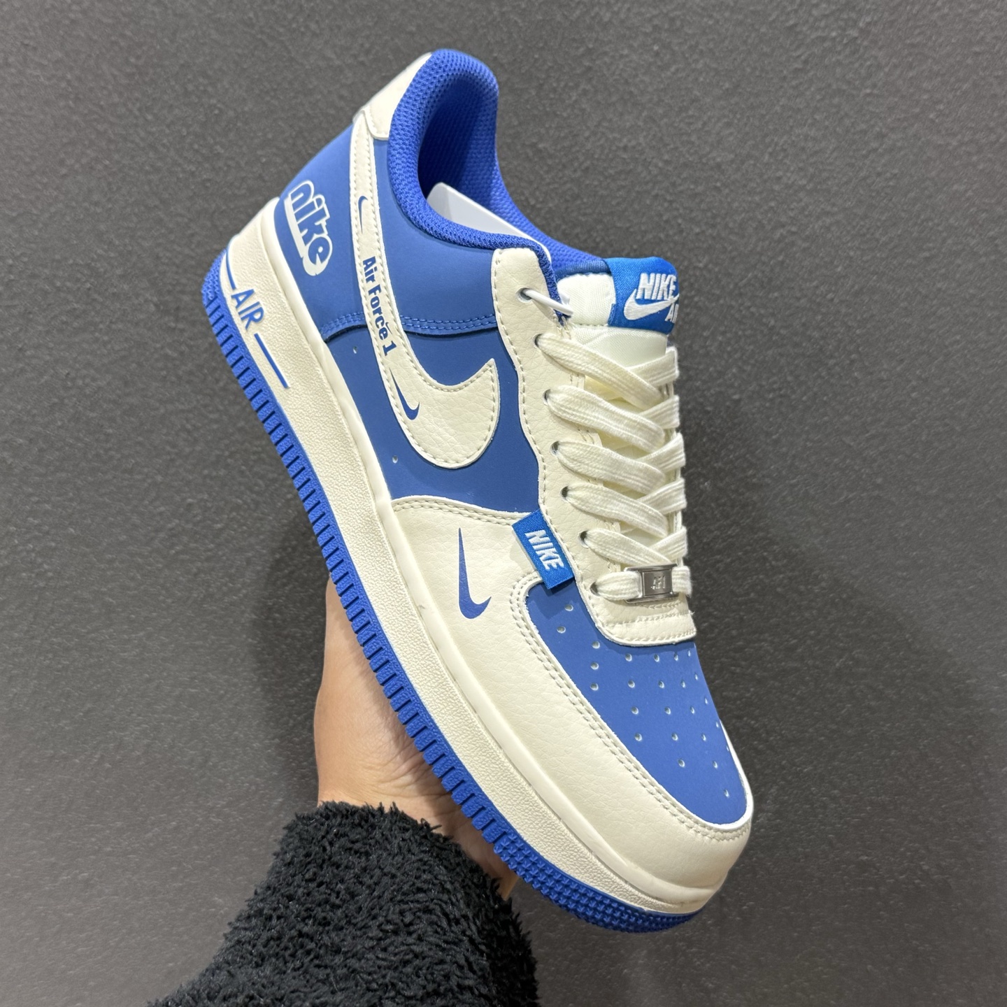 260 高端定制Nike Air Force 1 '07 Low “NIKE联名------白蓝” 高端定制 低帮休闲板鞋 XD9314-612
