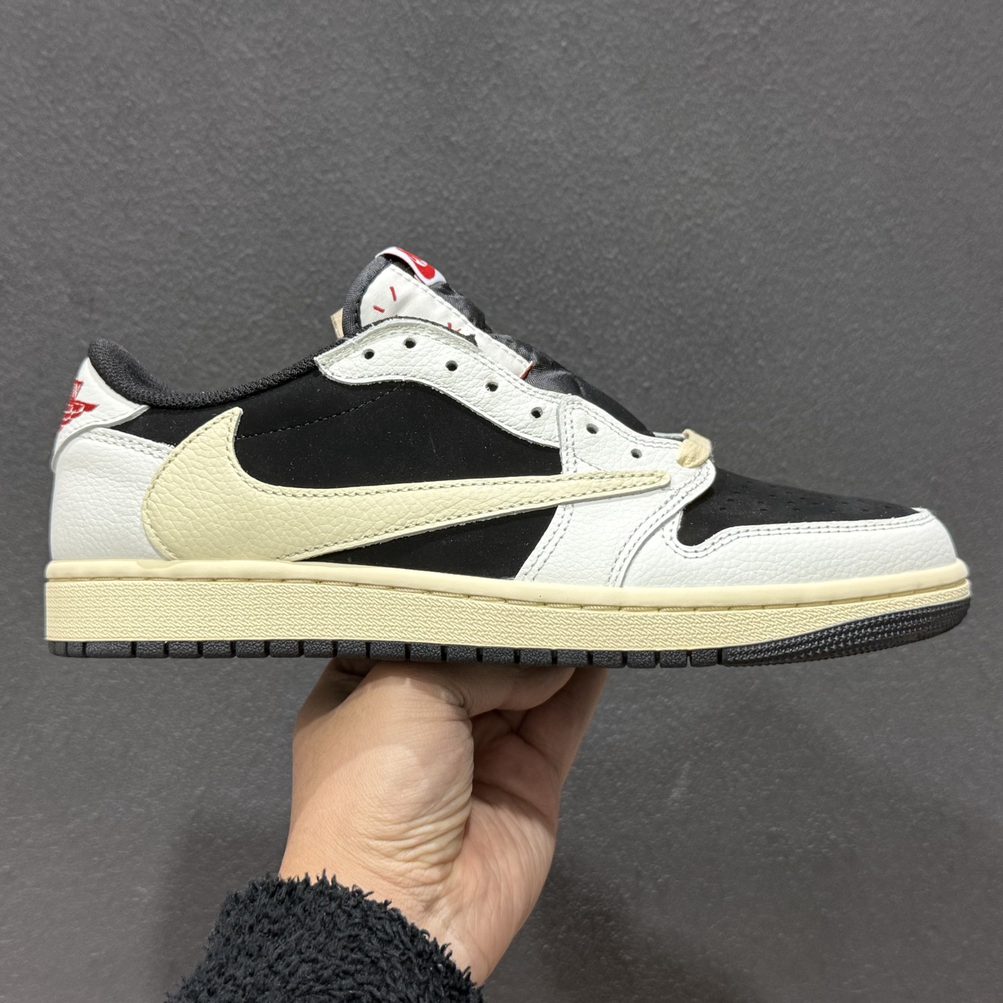 240 Travis Scott x Air Jordan 1 Low AJ1 乔1联名倒勾 XZ6868-001
