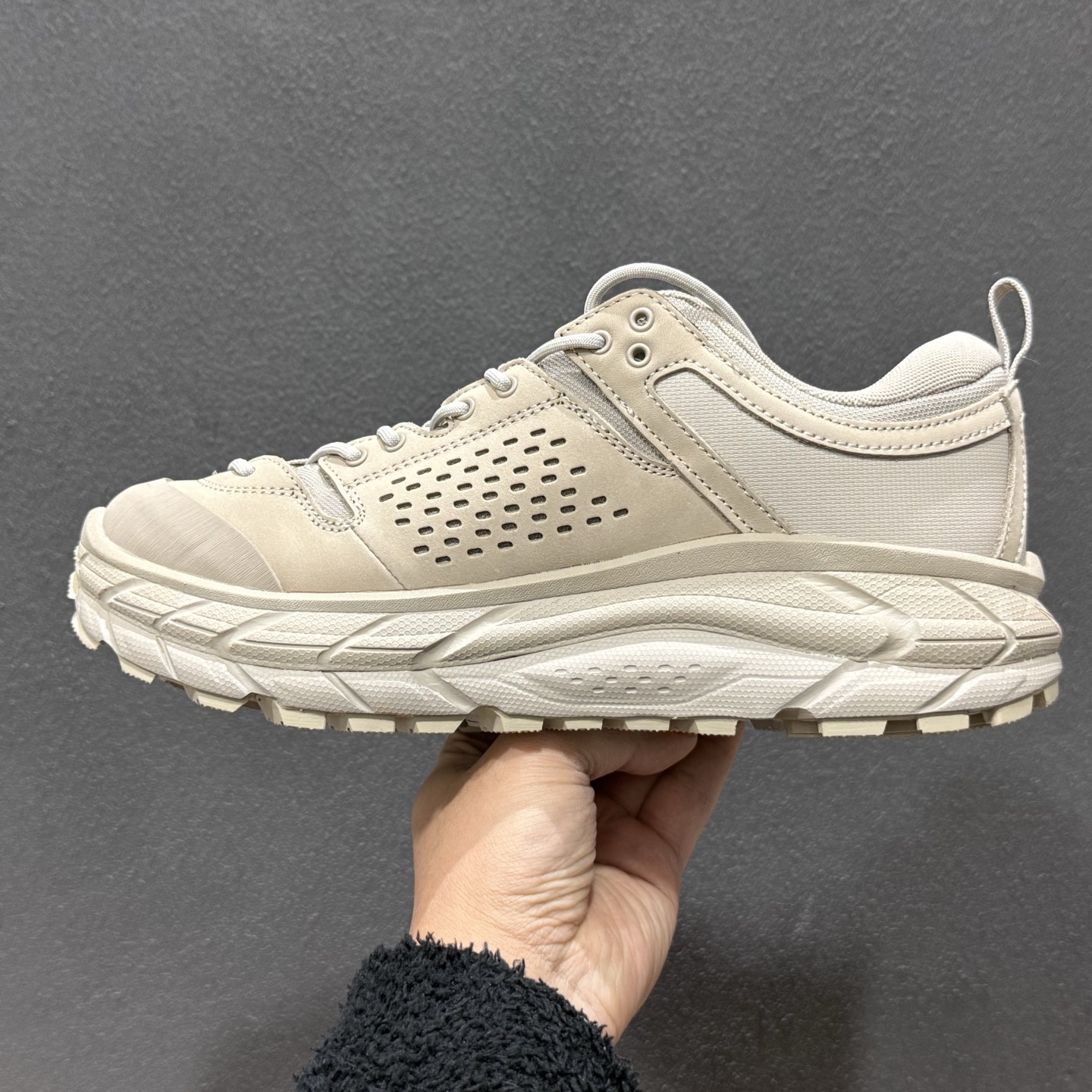 360 原厂防泼水 Hoka One One Tor Ultra Lo 低帮户外功能运动鞋工装鞋 1130310-Chinese UA Cheap High Quatity Brand Clothes Bags handbags Sneakers wholesale wholesaler seller from China Factory suppliers Fashion Clothing Shoes best Quality Beautiful Price 360 原厂防泼水 Hoka One One Tor Ultra Lo 低帮户外功能运动鞋工装鞋 1130310