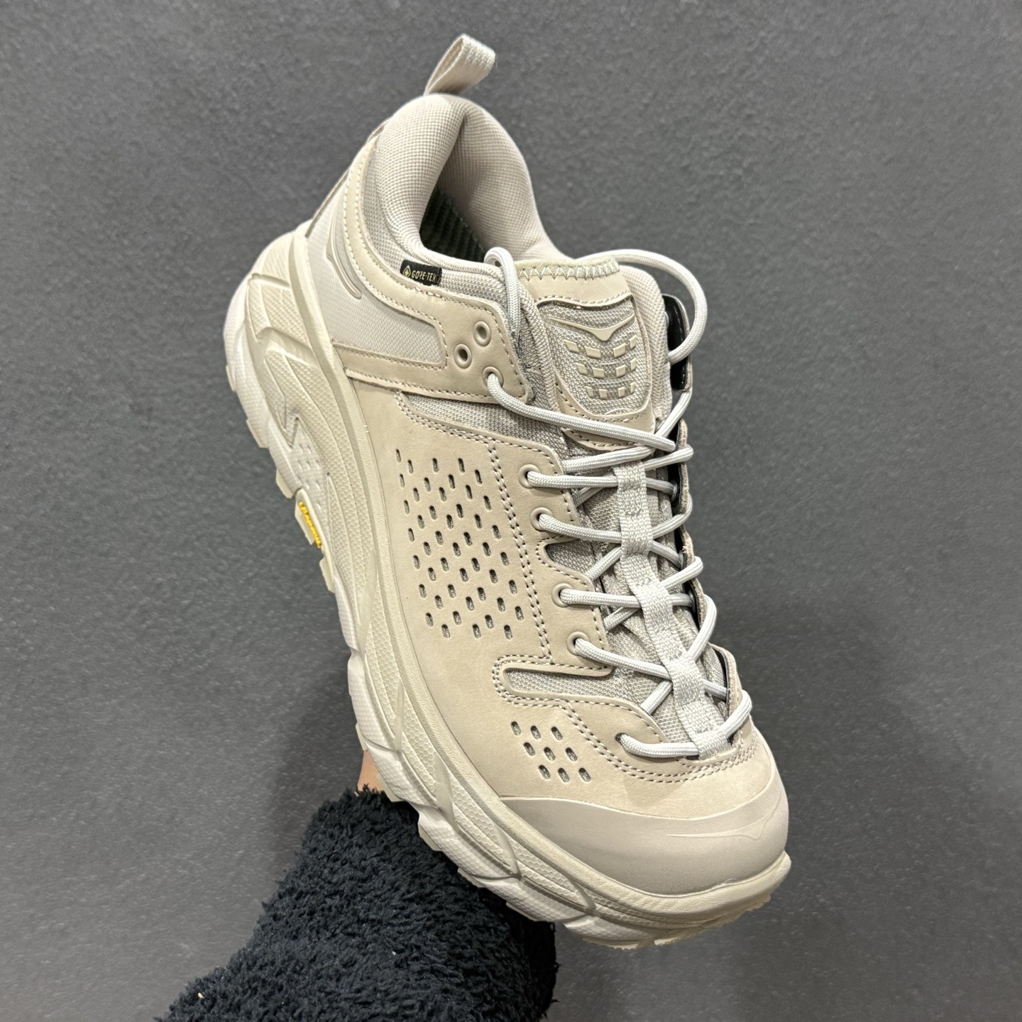 360 原厂防泼水 Hoka One One Tor Ultra Lo 低帮户外功能运动鞋工装鞋 1130310-Chinese UA Cheap High Quatity Brand Clothes Bags handbags Sneakers wholesale wholesaler seller from China Factory suppliers Fashion Clothing Shoes best Quality Beautiful Price 360 原厂防泼水 Hoka One One Tor Ultra Lo 低帮户外功能运动鞋工装鞋 1130310