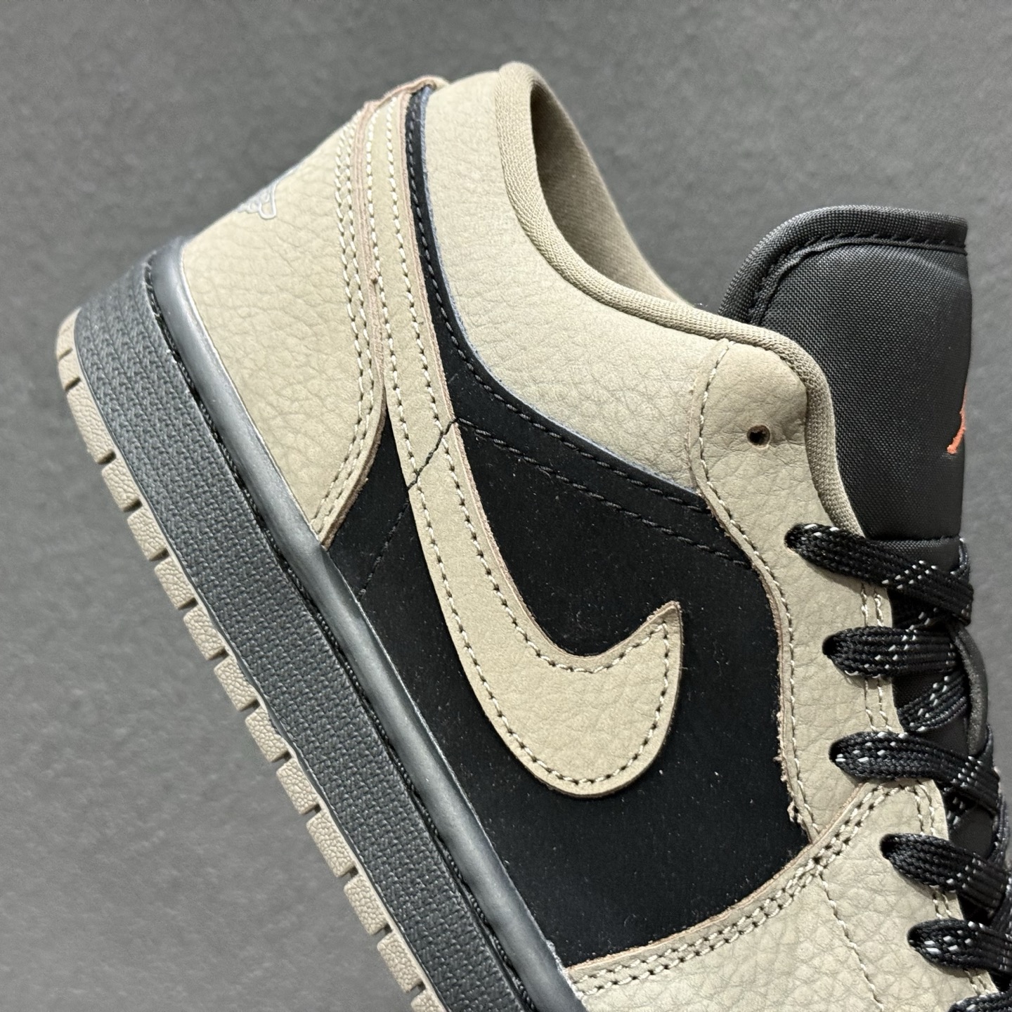 240 Air Jordan 1 Low AJ1 乔1奶茶摩卡 低邦文化休闲板鞋 IB7109-005-Chinese UA Cheap High Quatity Brand Clothes Bags handbags Sneakers wholesale wholesaler seller from China Factory suppliers Fashion Clothing Shoes best Quality Beautiful Price 240 Air Jordan 1 Low AJ1 乔1奶茶摩卡 低邦文化休闲板鞋 IB7109-005