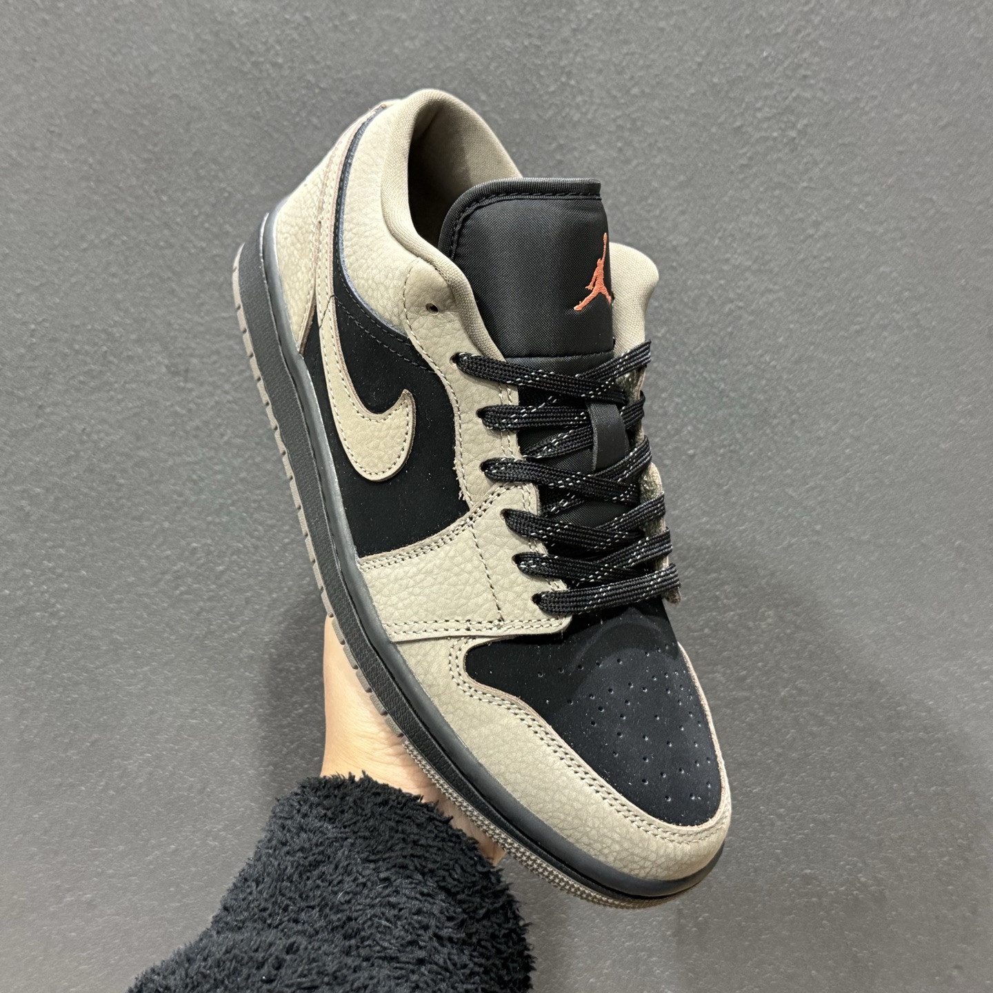 240 Air Jordan 1 Low AJ1 乔1奶茶摩卡 低邦文化休闲板鞋 IB7109-005-Chinese UA Cheap High Quatity Brand Clothes Bags handbags Sneakers wholesale wholesaler seller from China Factory suppliers Fashion Clothing Shoes best Quality Beautiful Price 240 Air Jordan 1 Low AJ1 乔1奶茶摩卡 低邦文化休闲板鞋 IB7109-005