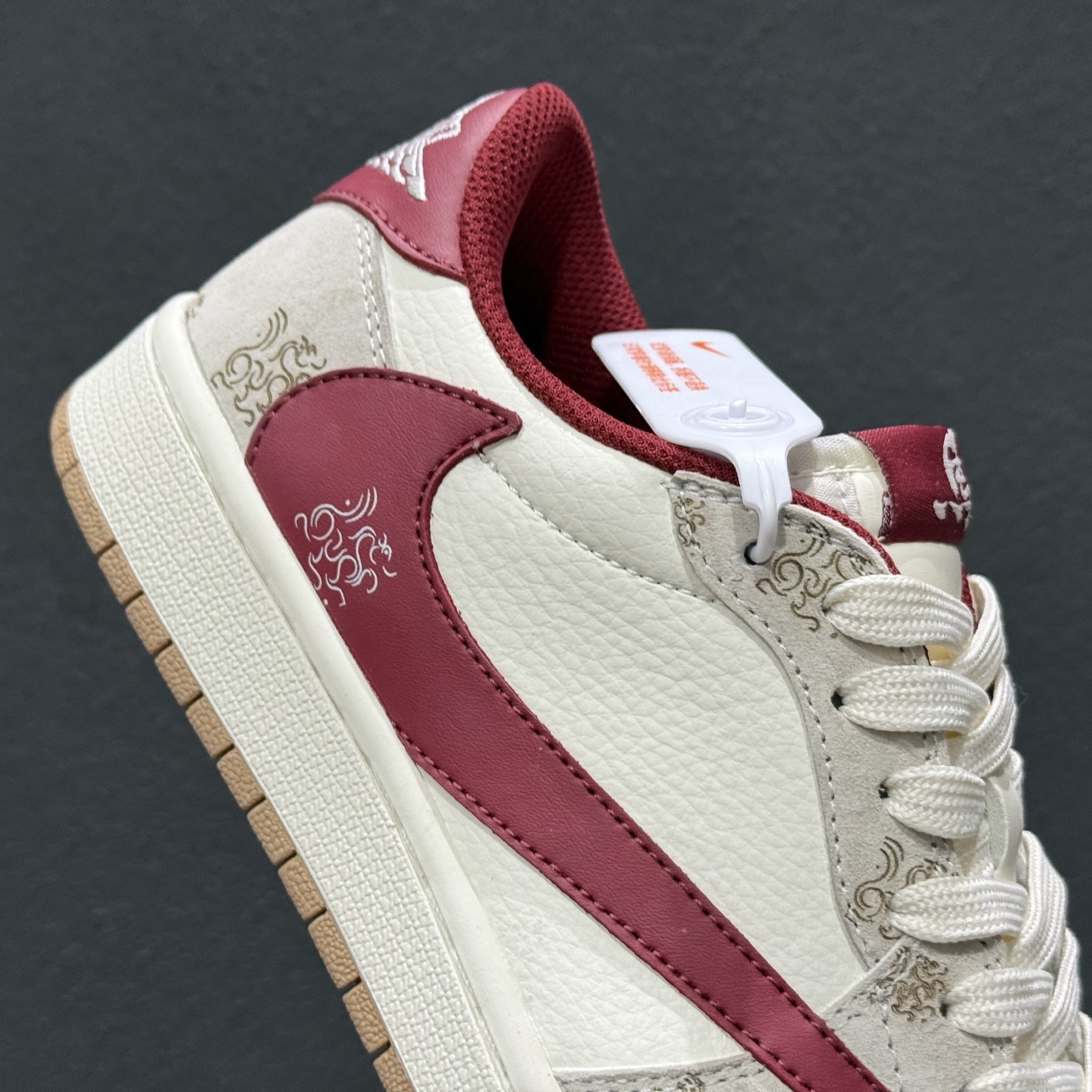 260 Nike Air Jordan 1 x Travis Scott AJ1倒勾 乔一倒钩 ‘DIY’定制 耐克 低帮文化篮球鞋 DF6190-005