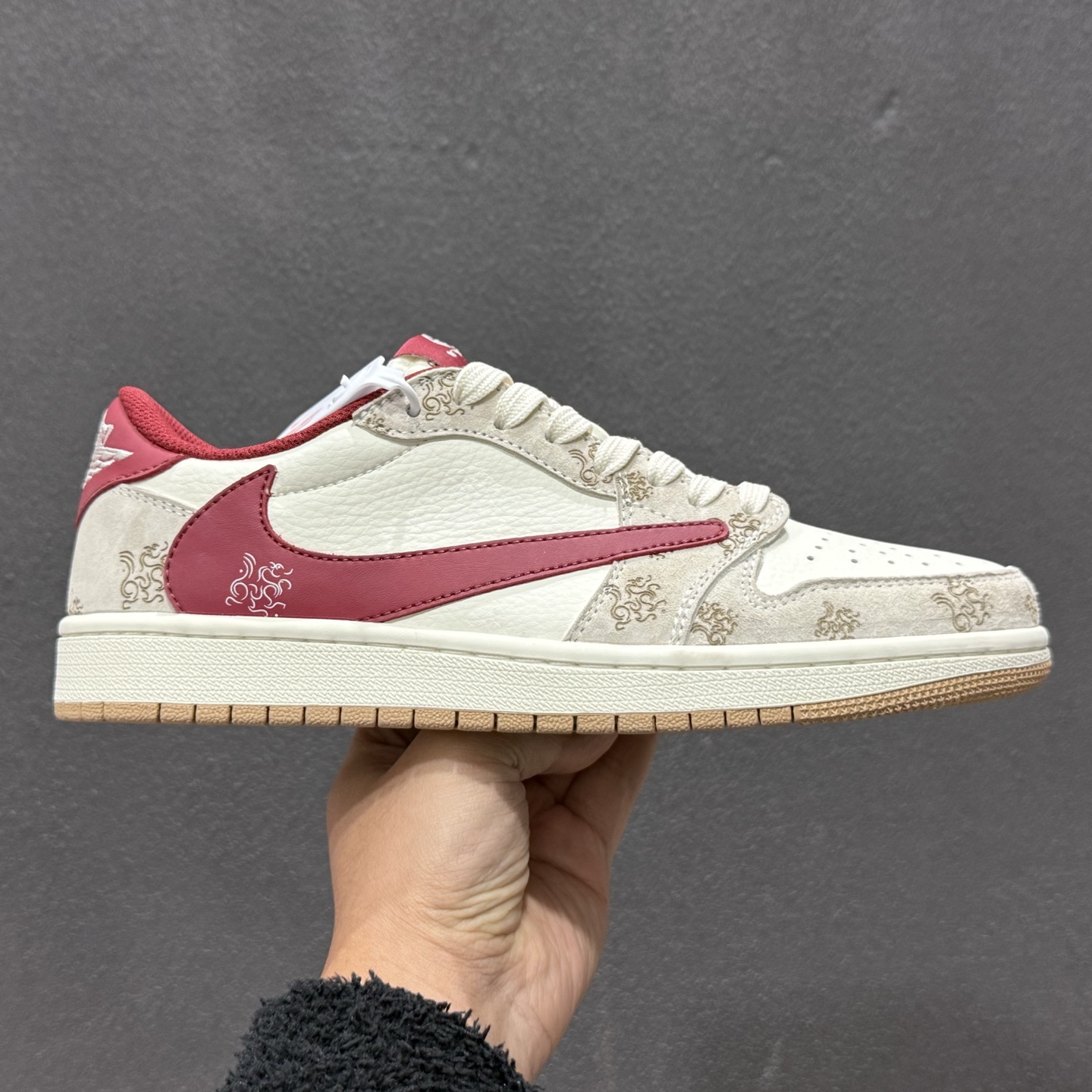260 Nike Air Jordan 1 x Travis Scott AJ1倒勾 乔一倒钩 ‘DIY’定制 耐克 低帮文化篮球鞋 DF6190-005