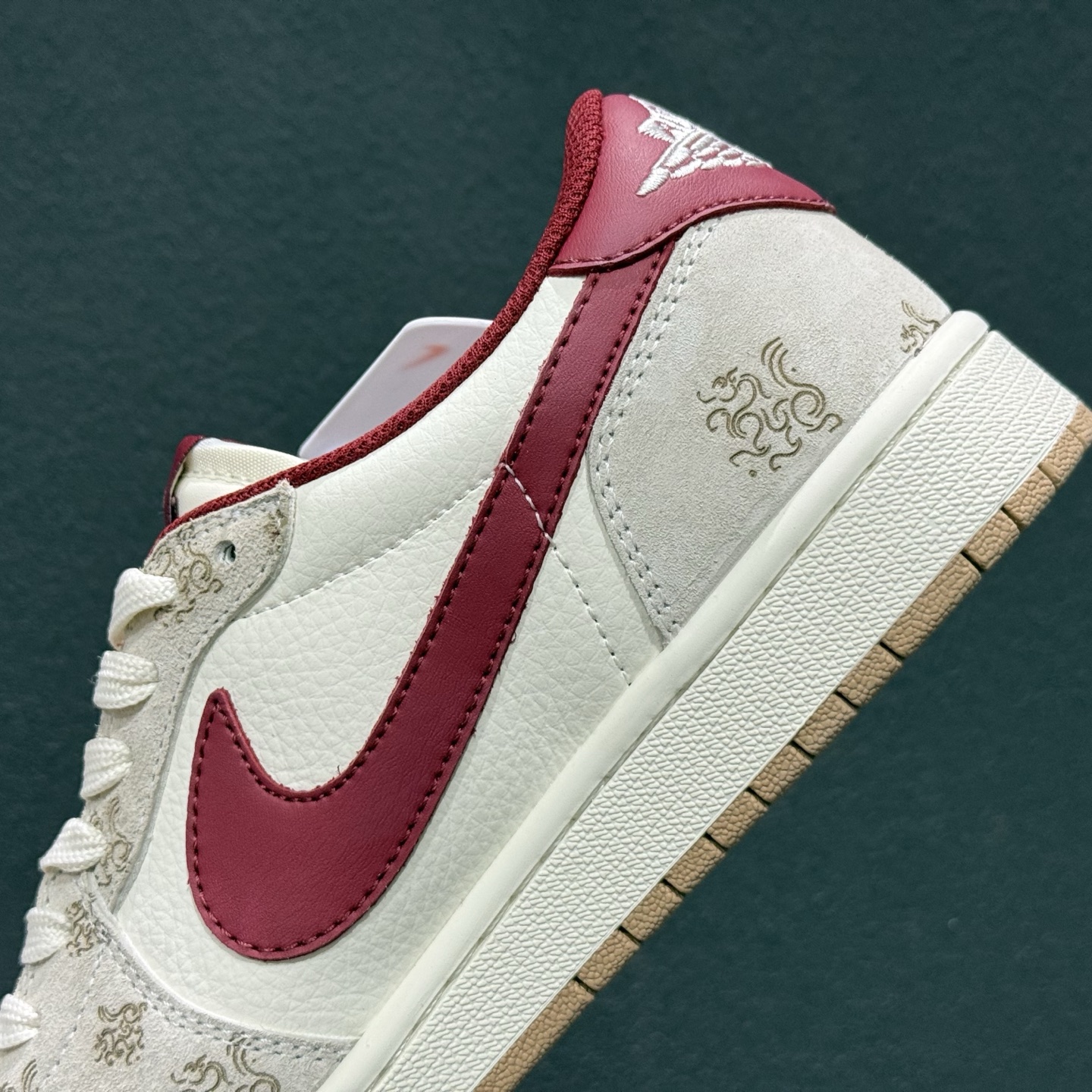 260 Nike Air Jordan 1 x Travis Scott AJ1倒勾 乔一倒钩 ‘DIY’定制 耐克 低帮文化篮球鞋 DF6190-005